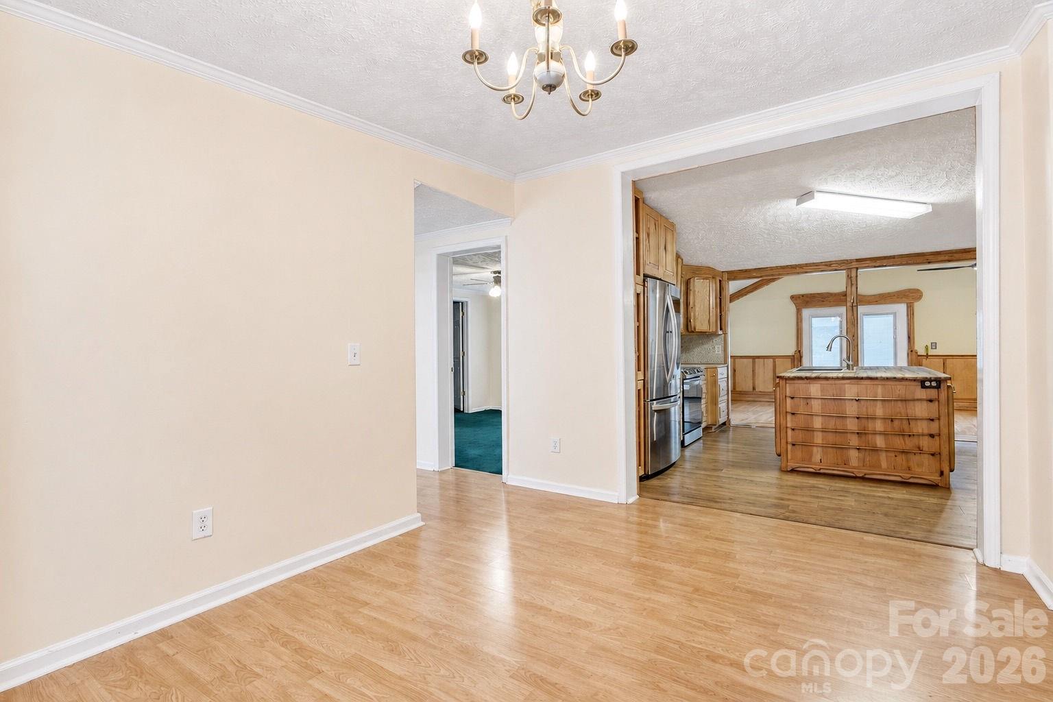 4942 Reid Road — Edgemoor
