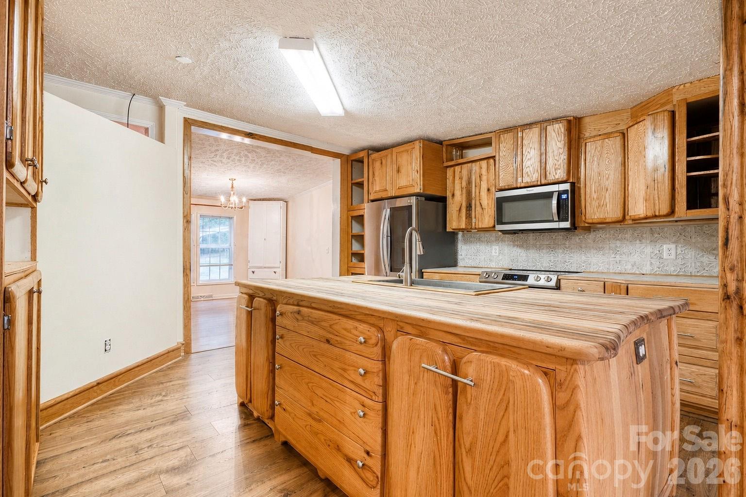 4942 Reid Road — Edgemoor