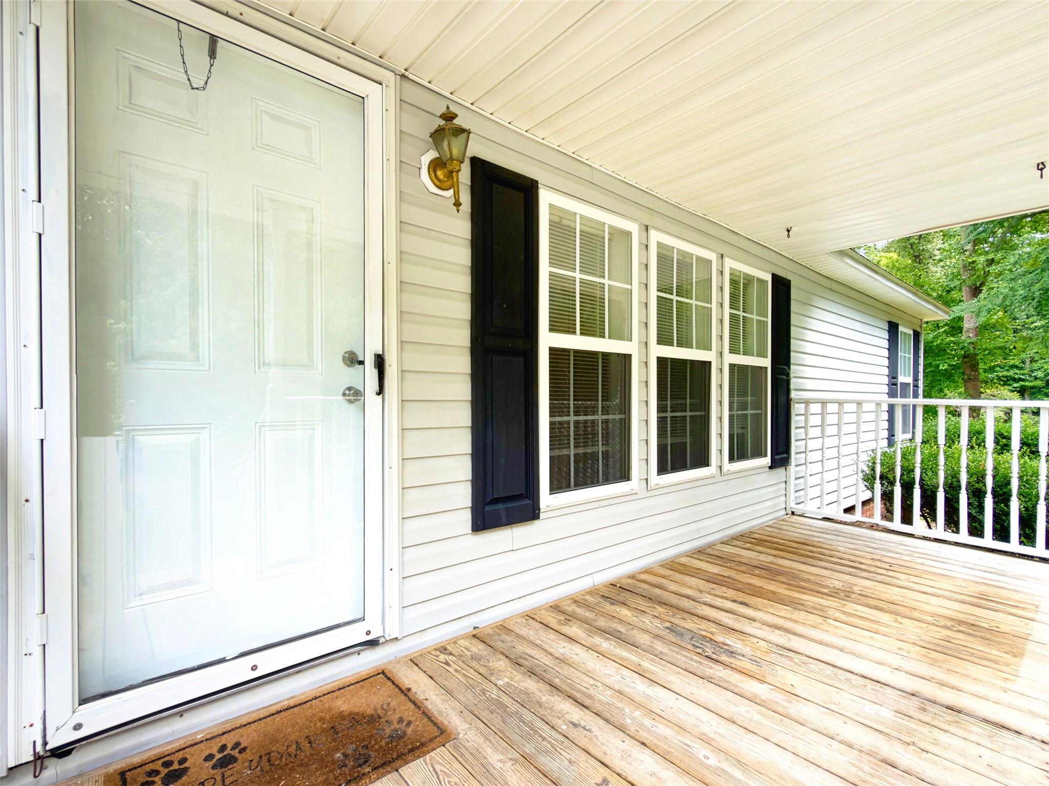 4942 Reid Road — Edgemoor