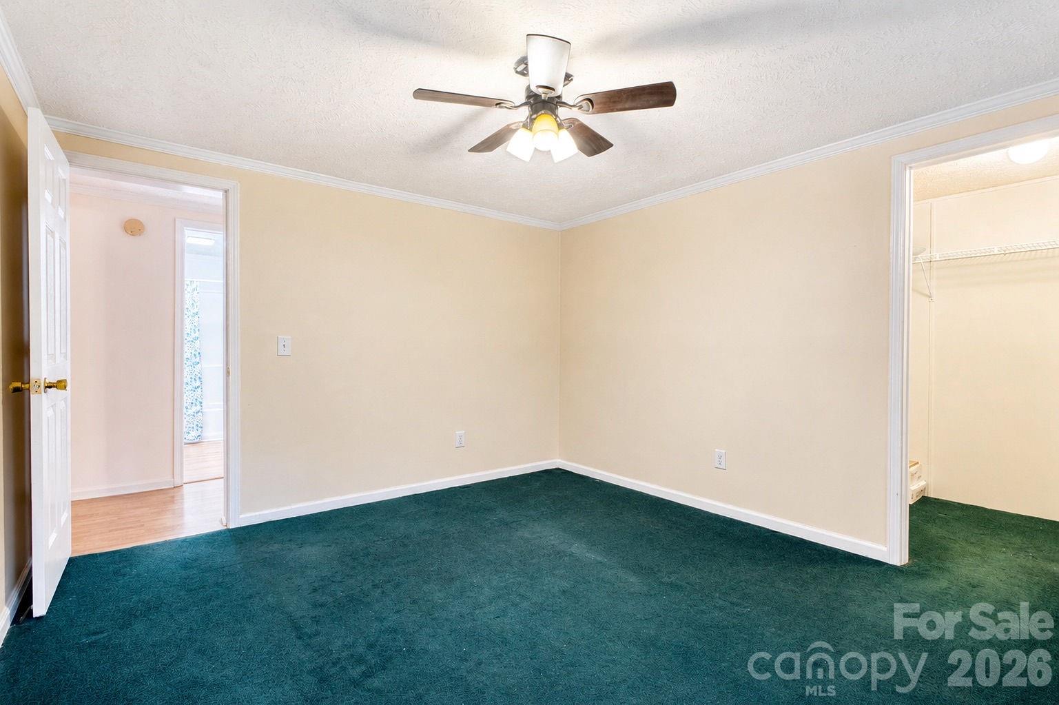4942 Reid Road — Edgemoor