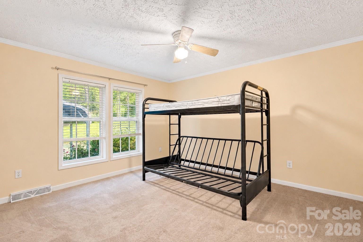 4942 Reid Road — Edgemoor