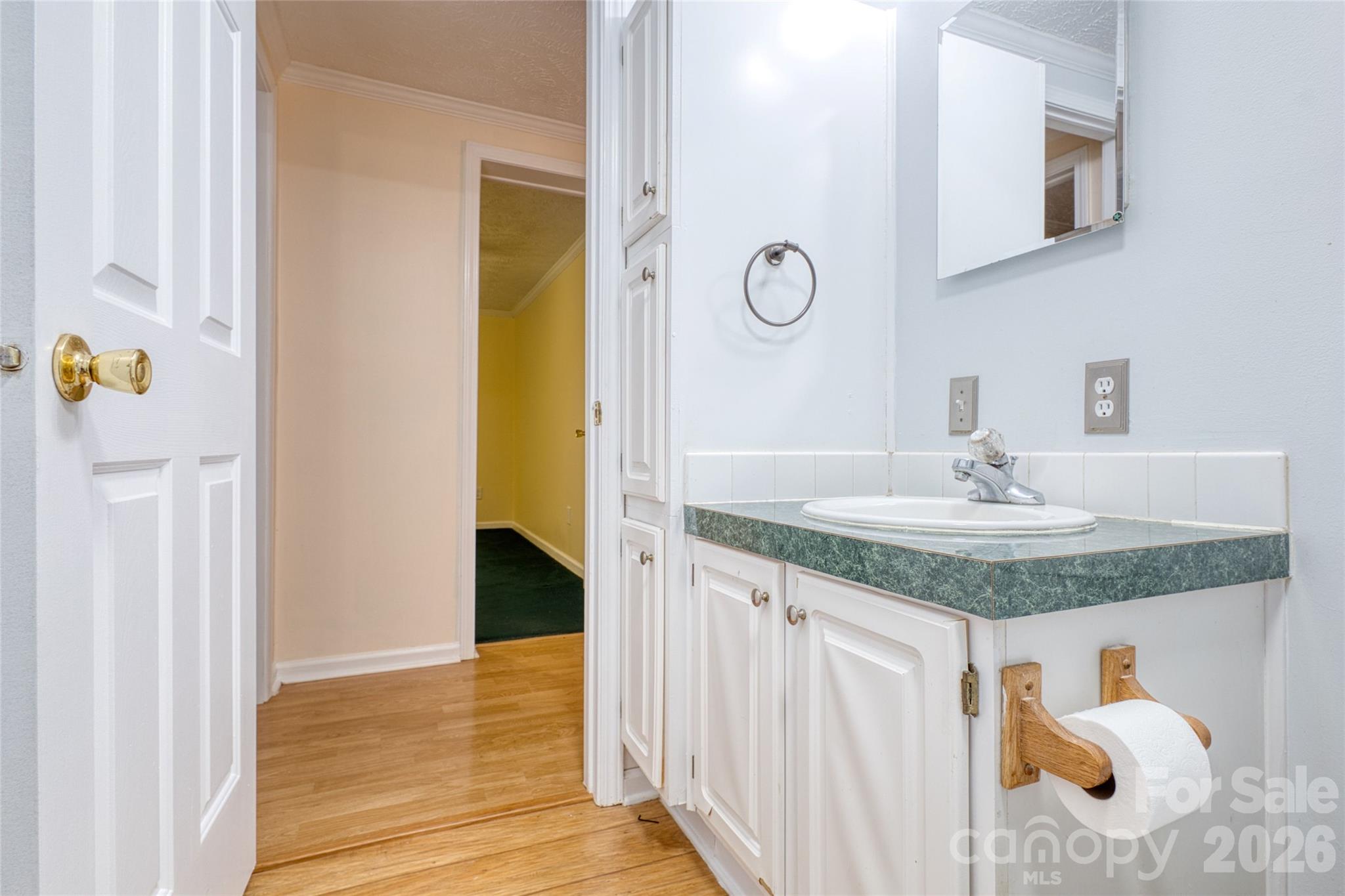 4942 Reid Road — Edgemoor