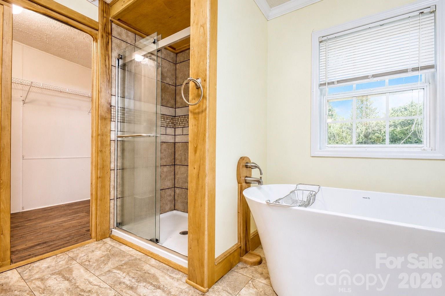 4942 Reid Road — Edgemoor