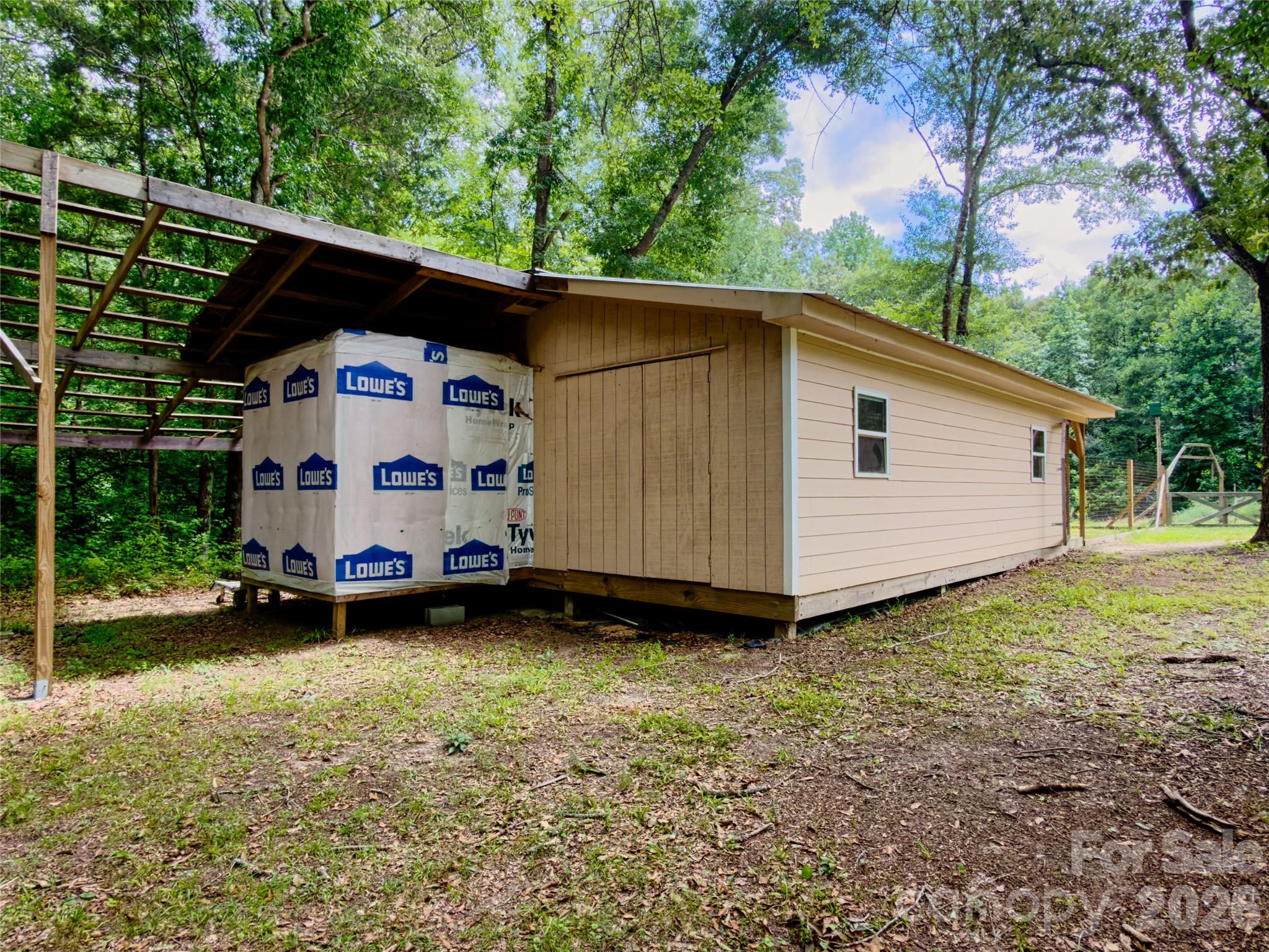 4942 Reid Road — Edgemoor
