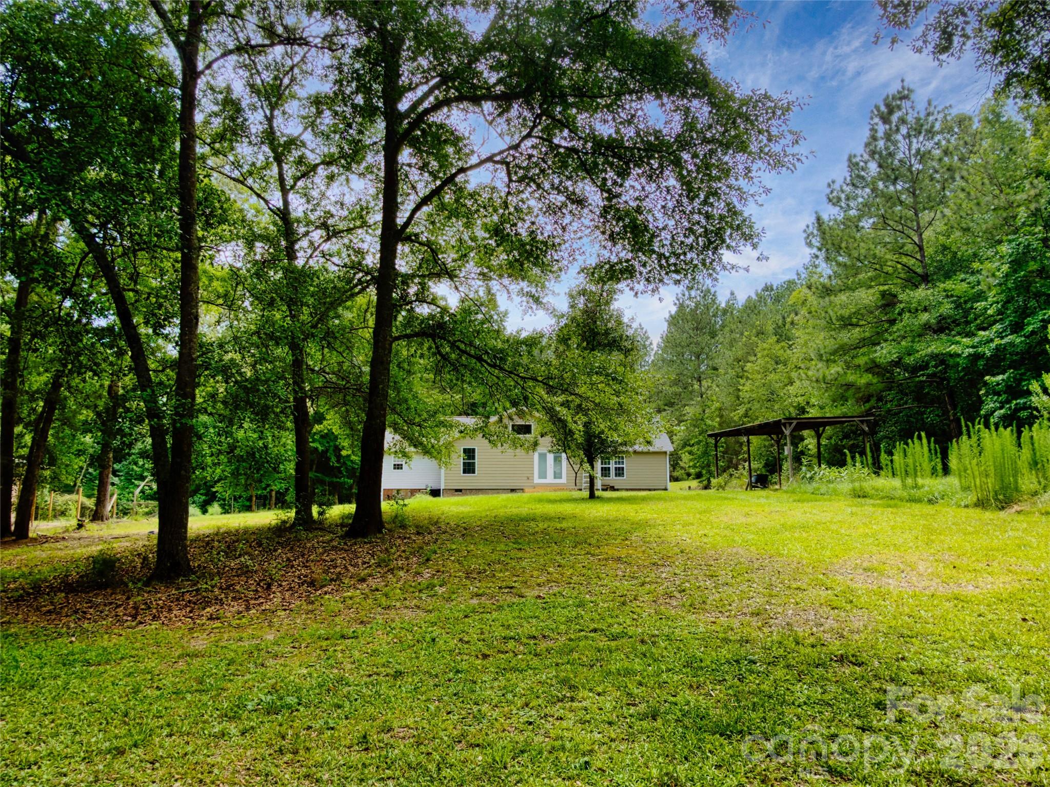 4942 Reid Road — Edgemoor