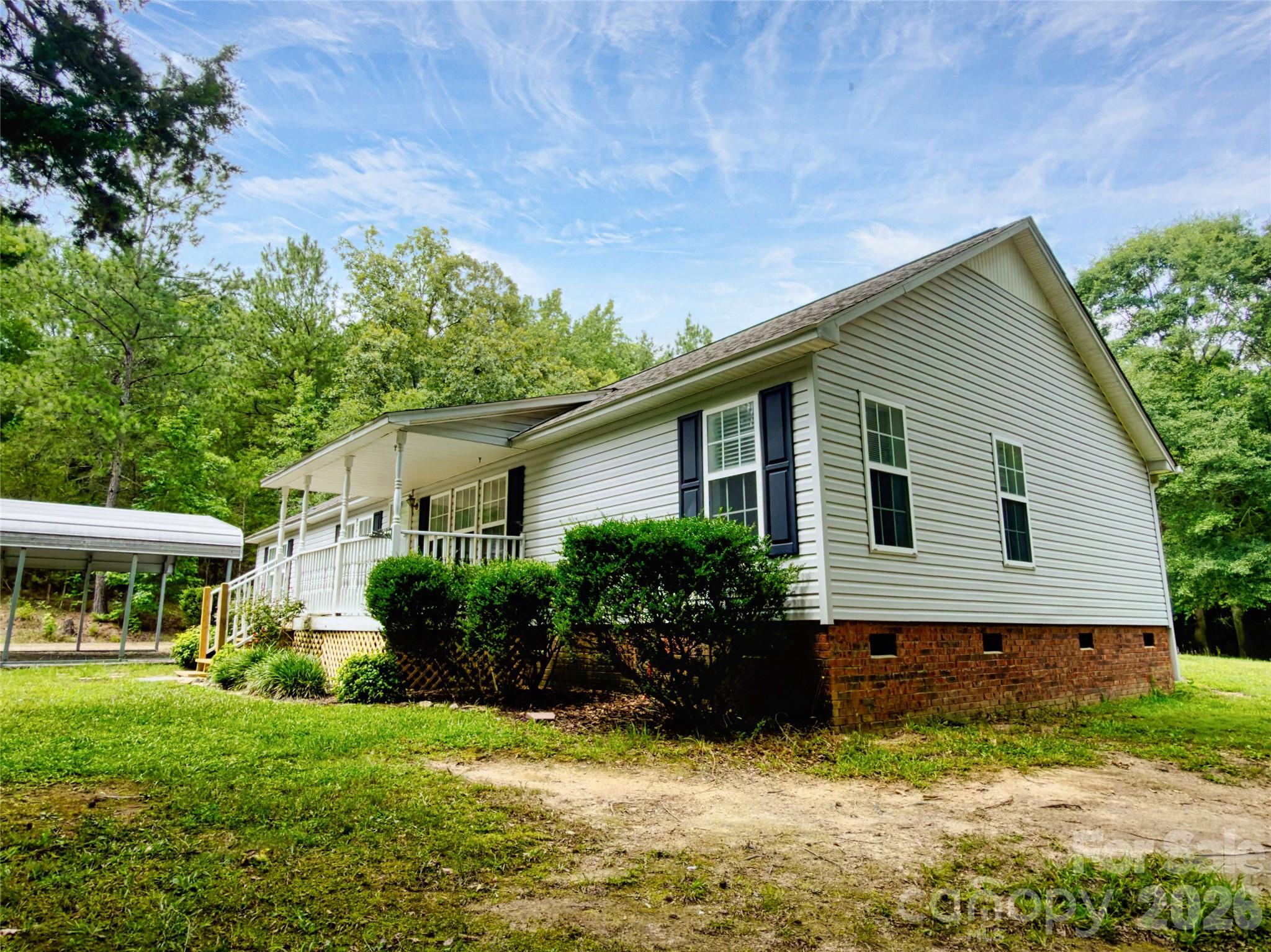 4942 Reid Road — Edgemoor