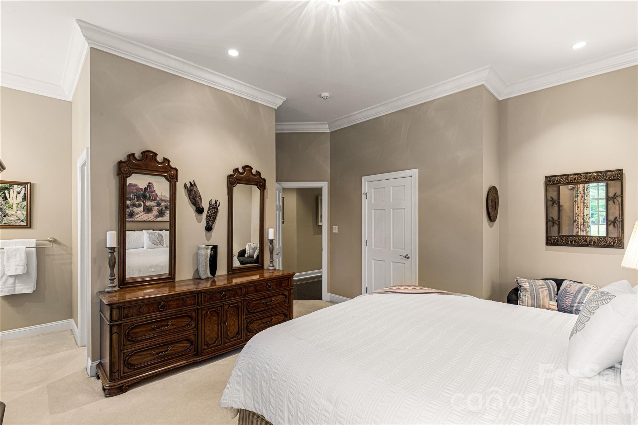 747 Shoreline Drive — Lancaster