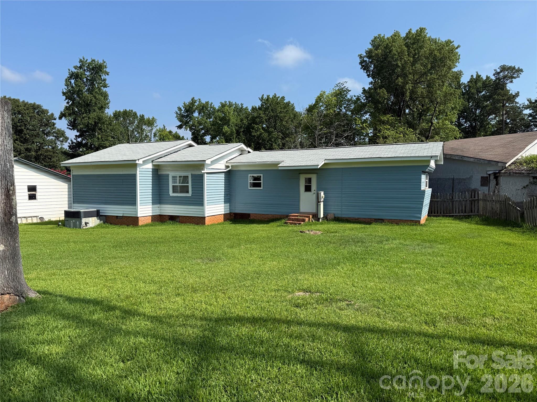 7312 Doblinway Drive — Charlotte