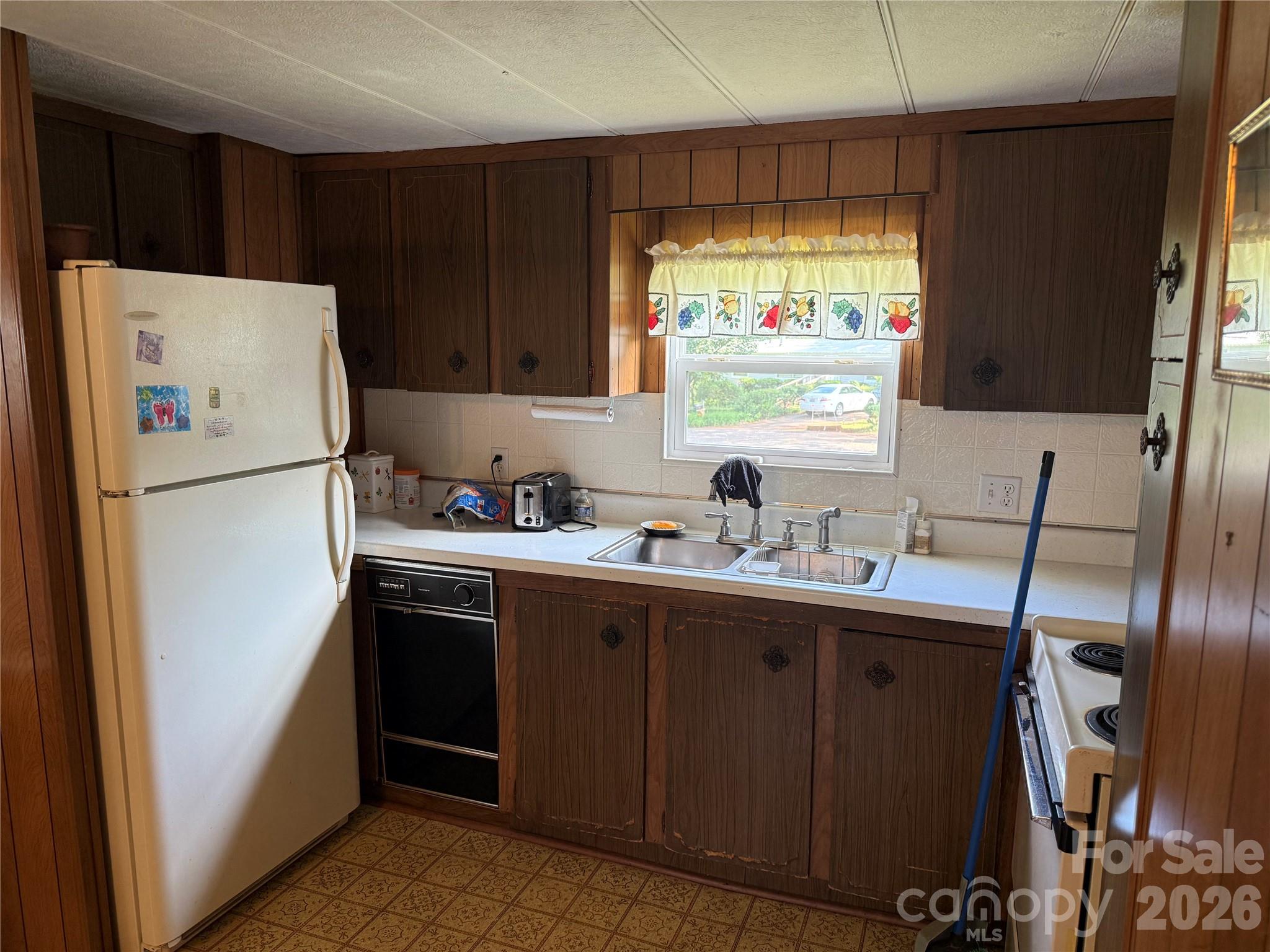 7312 Doblinway Drive — Charlotte