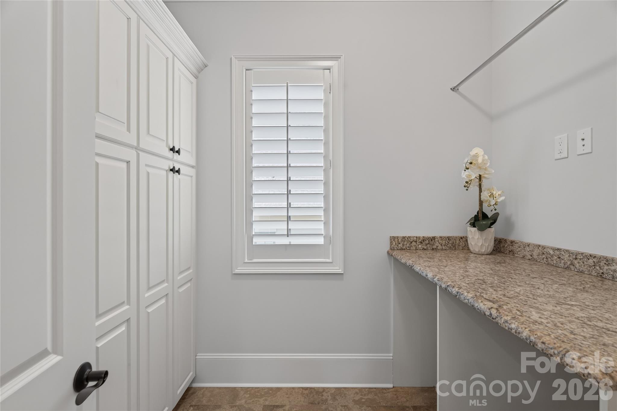 3225 Lake Pointe Drive — Belmont