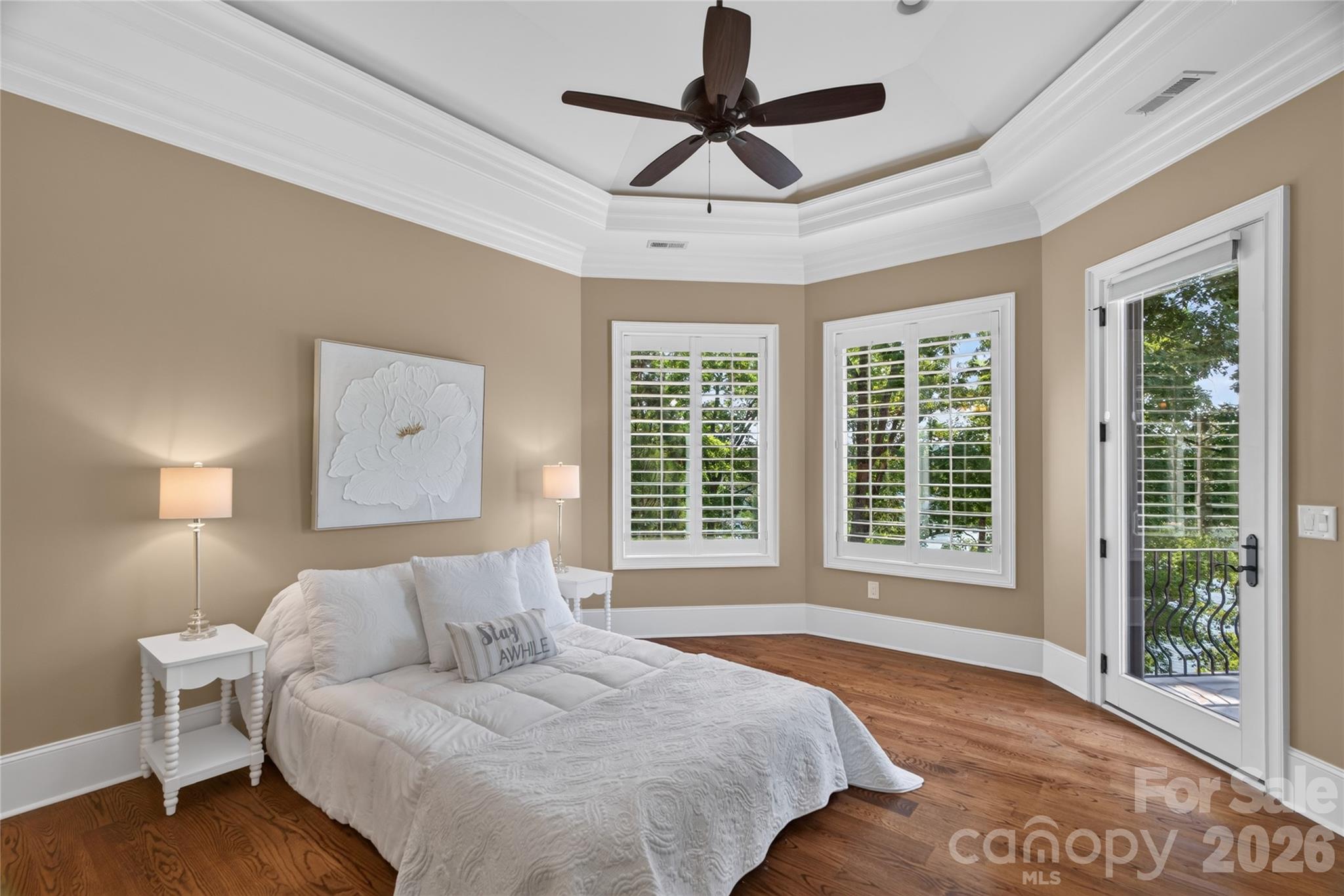 3225 Lake Pointe Drive — Belmont