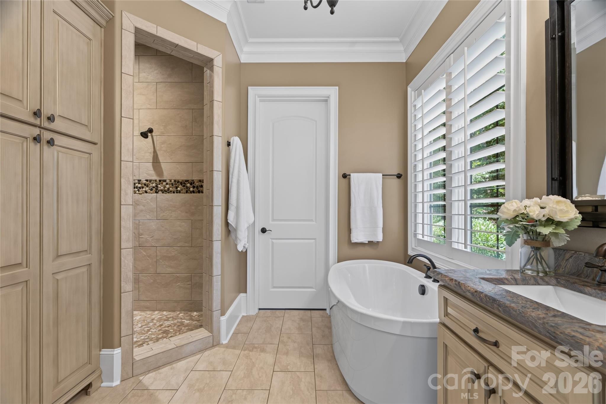 3225 Lake Pointe Drive — Belmont