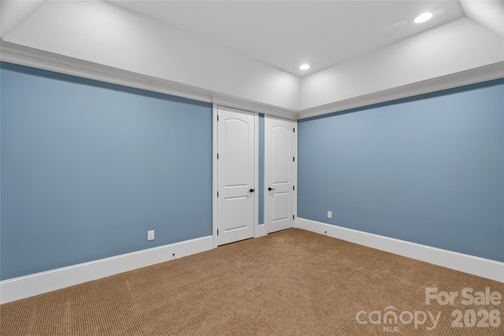 3225 Lake Pointe Drive — Belmont
