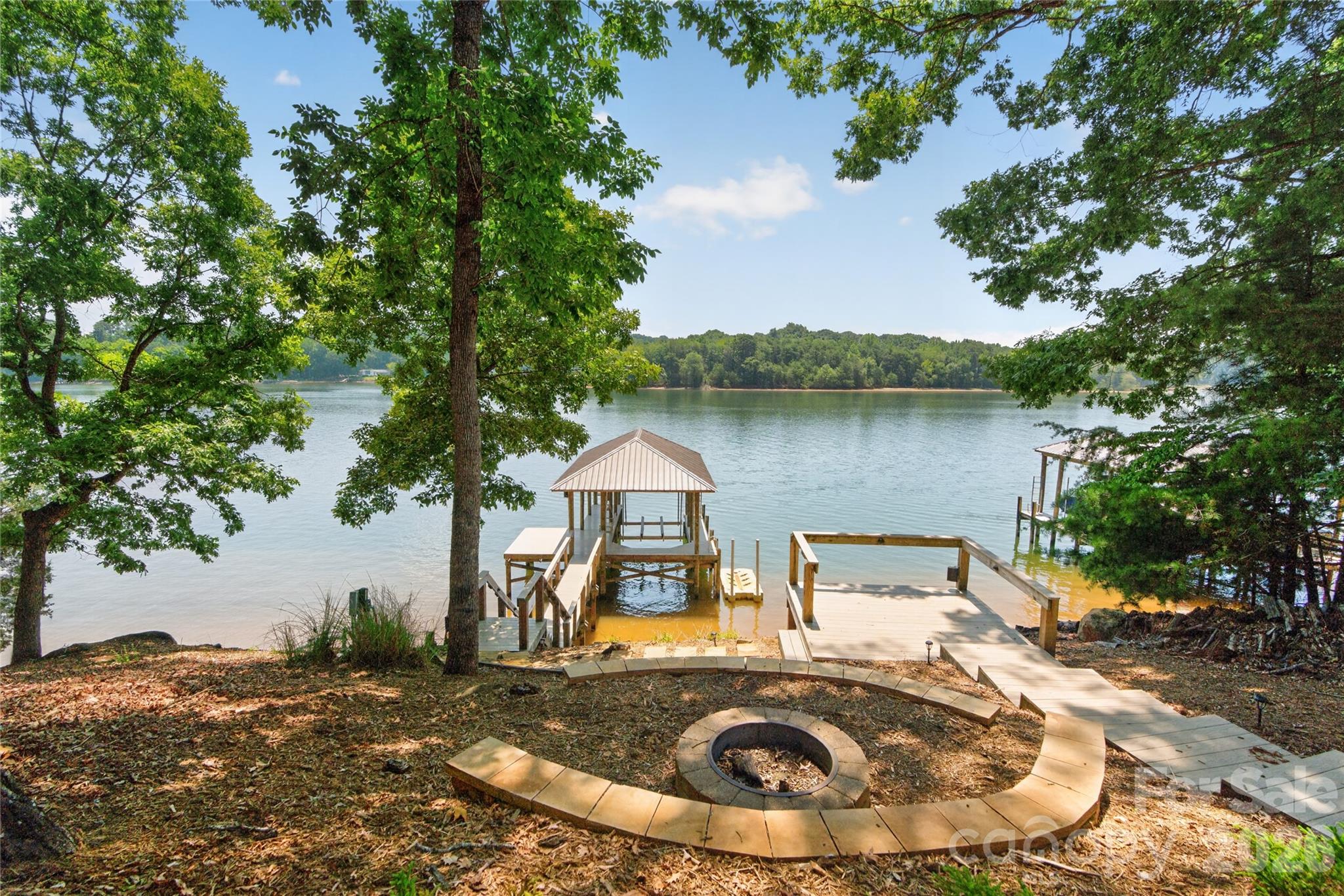 3225 Lake Pointe Drive — Belmont