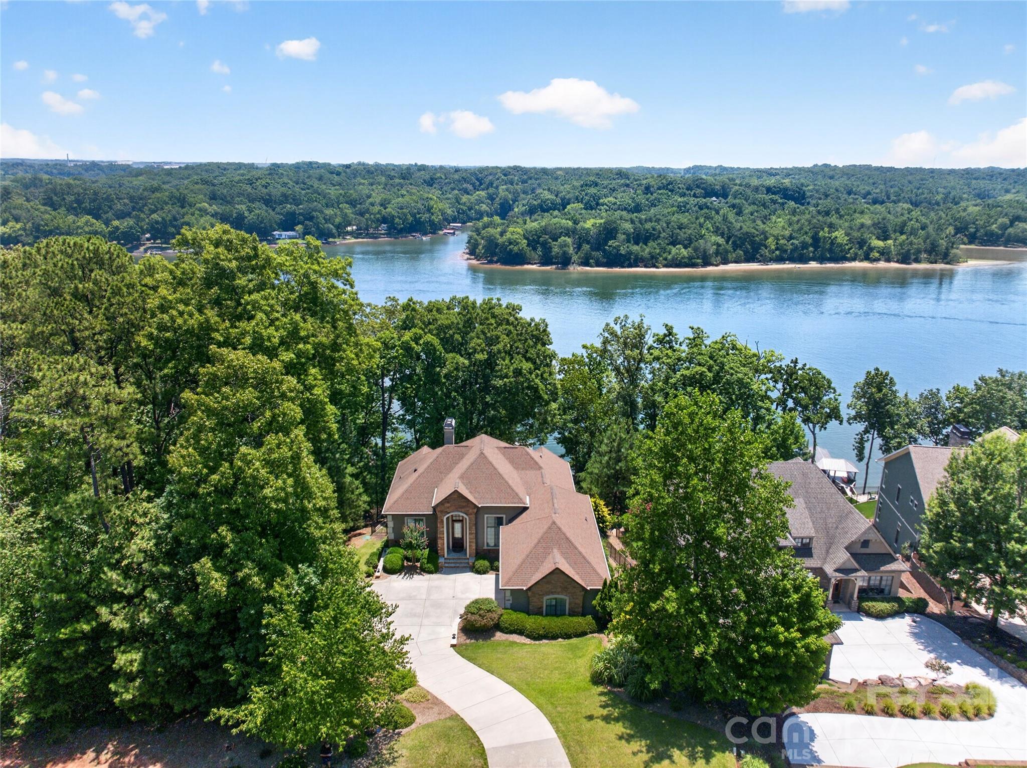 3225 Lake Pointe Drive — Belmont