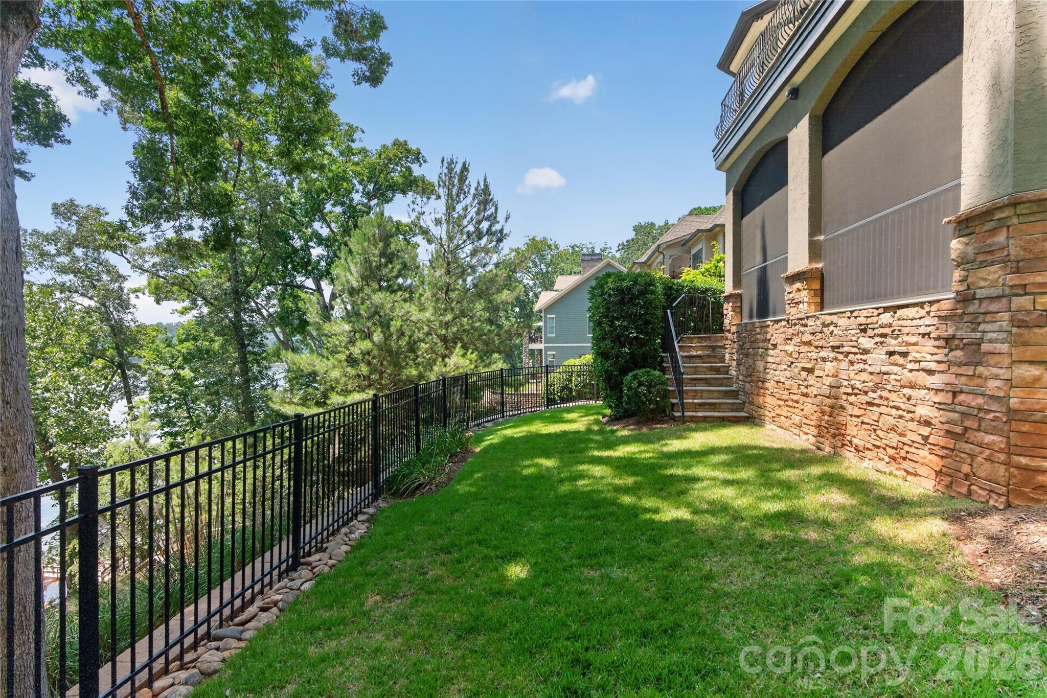 3225 Lake Pointe Drive — Belmont