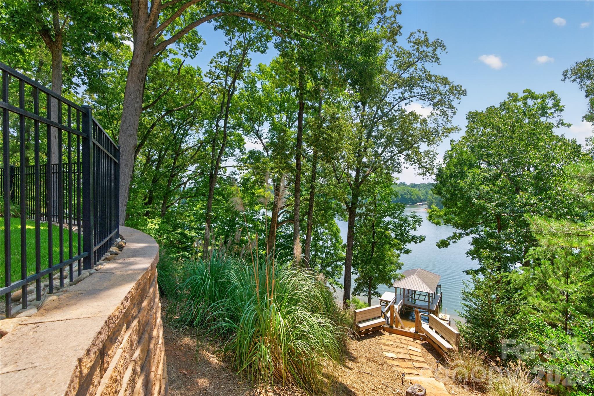 3225 Lake Pointe Drive — Belmont