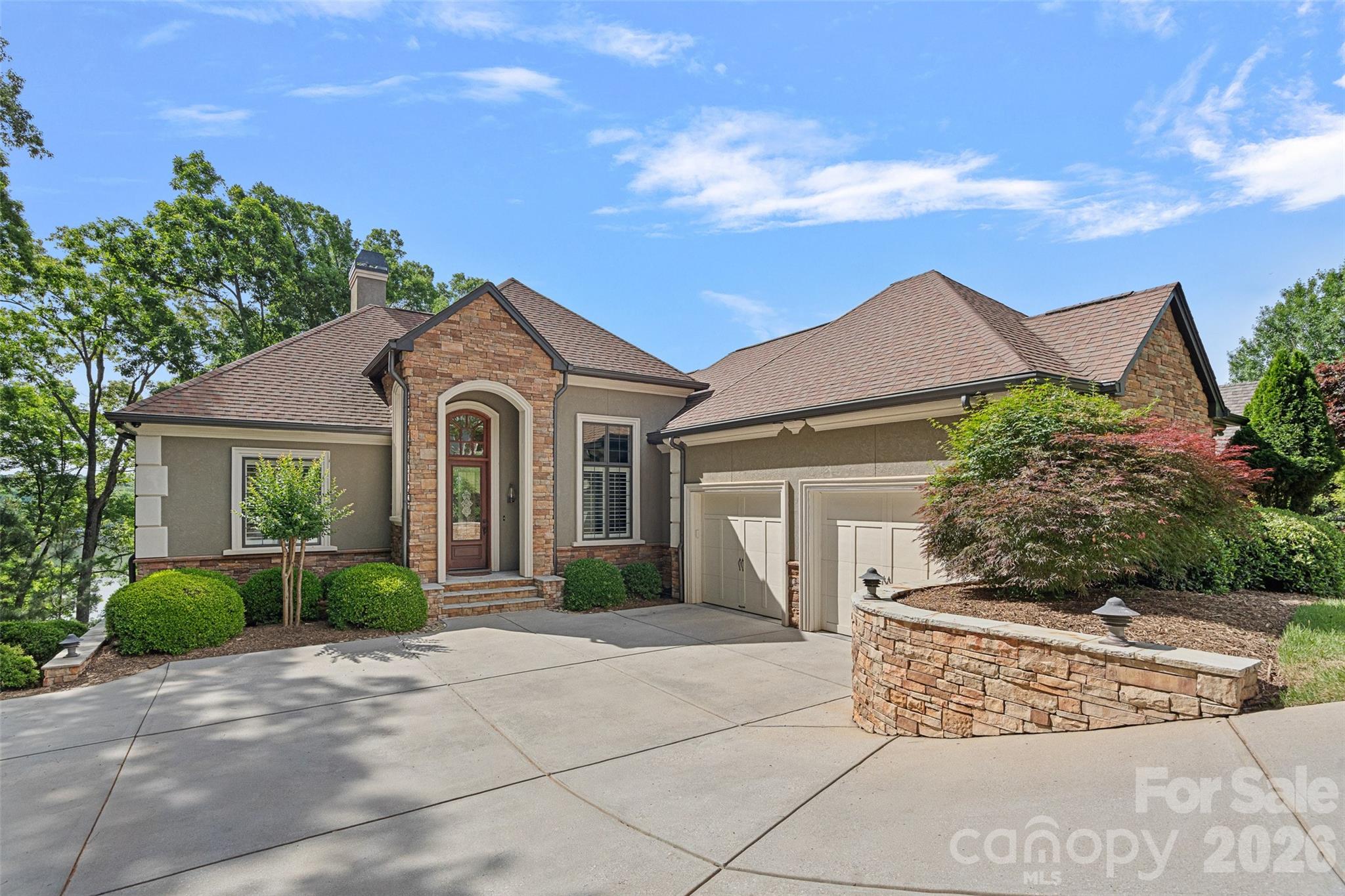 3225 Lake Pointe Drive — Belmont