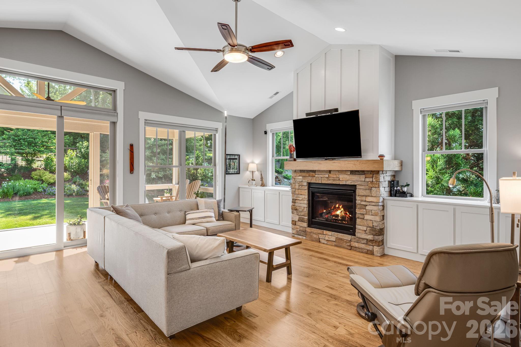 60 Barnrock Drive — Mills River
