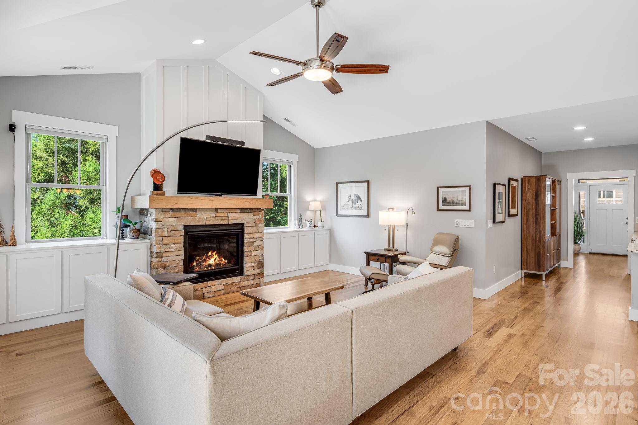 60 Barnrock Drive — Mills River