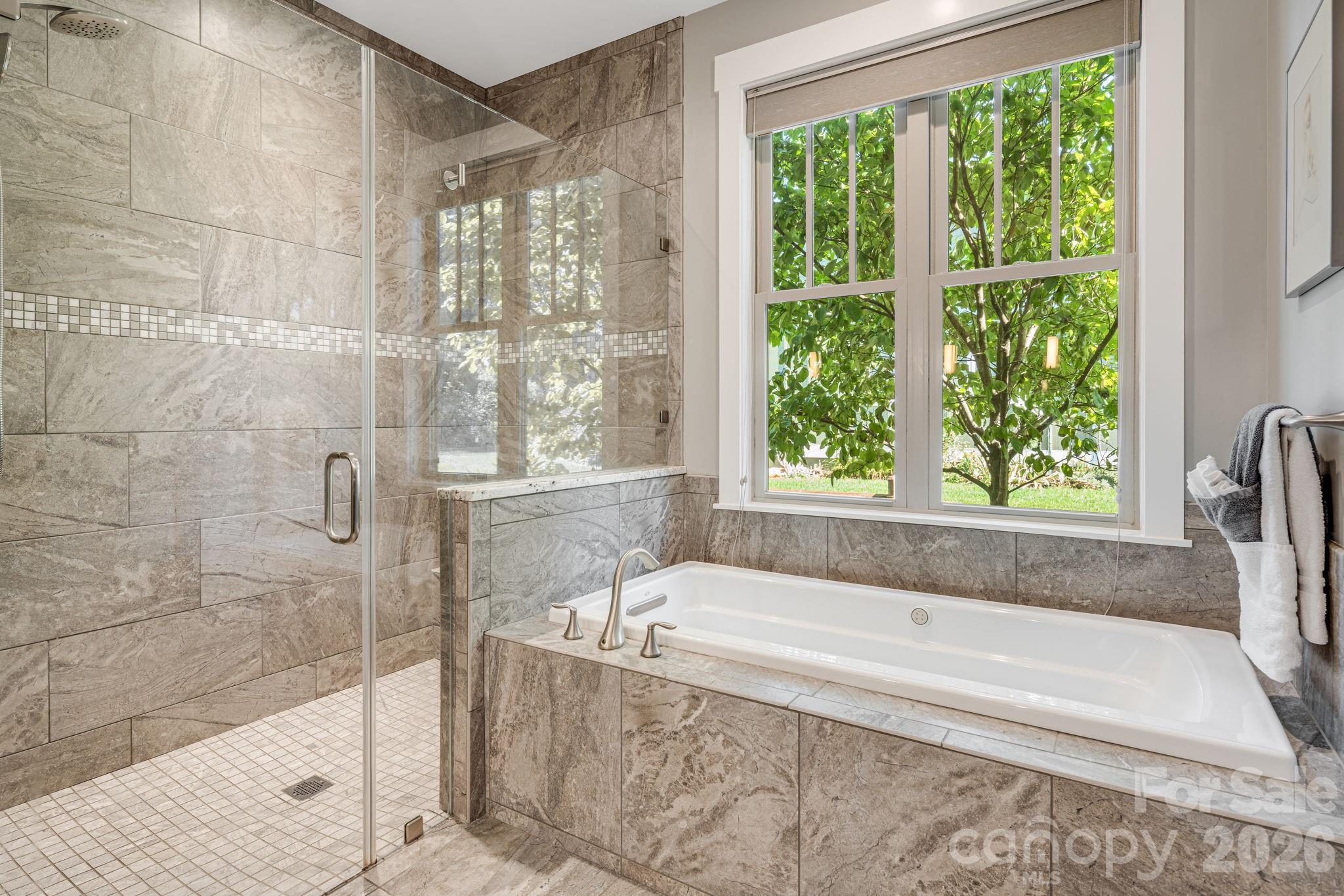 60 Barnrock Drive — Mills River