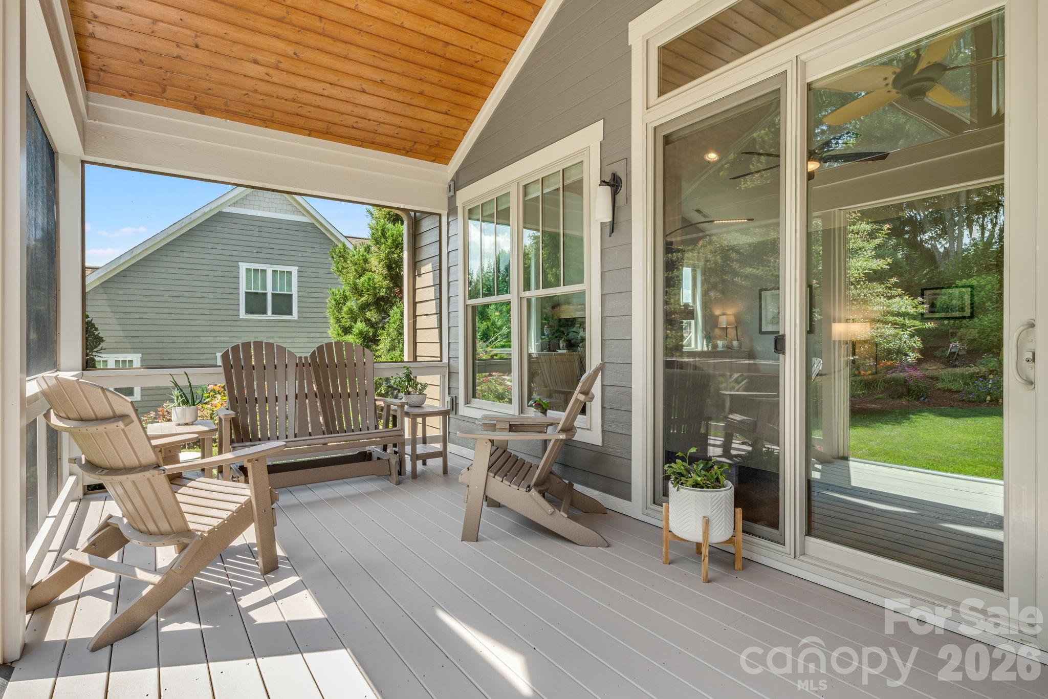 60 Barnrock Drive — Mills River