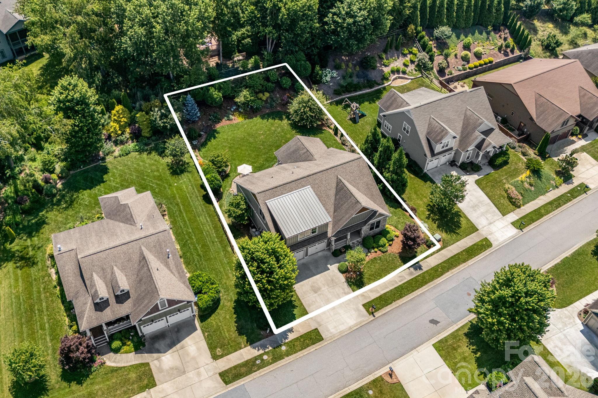 60 Barnrock Drive — Mills River