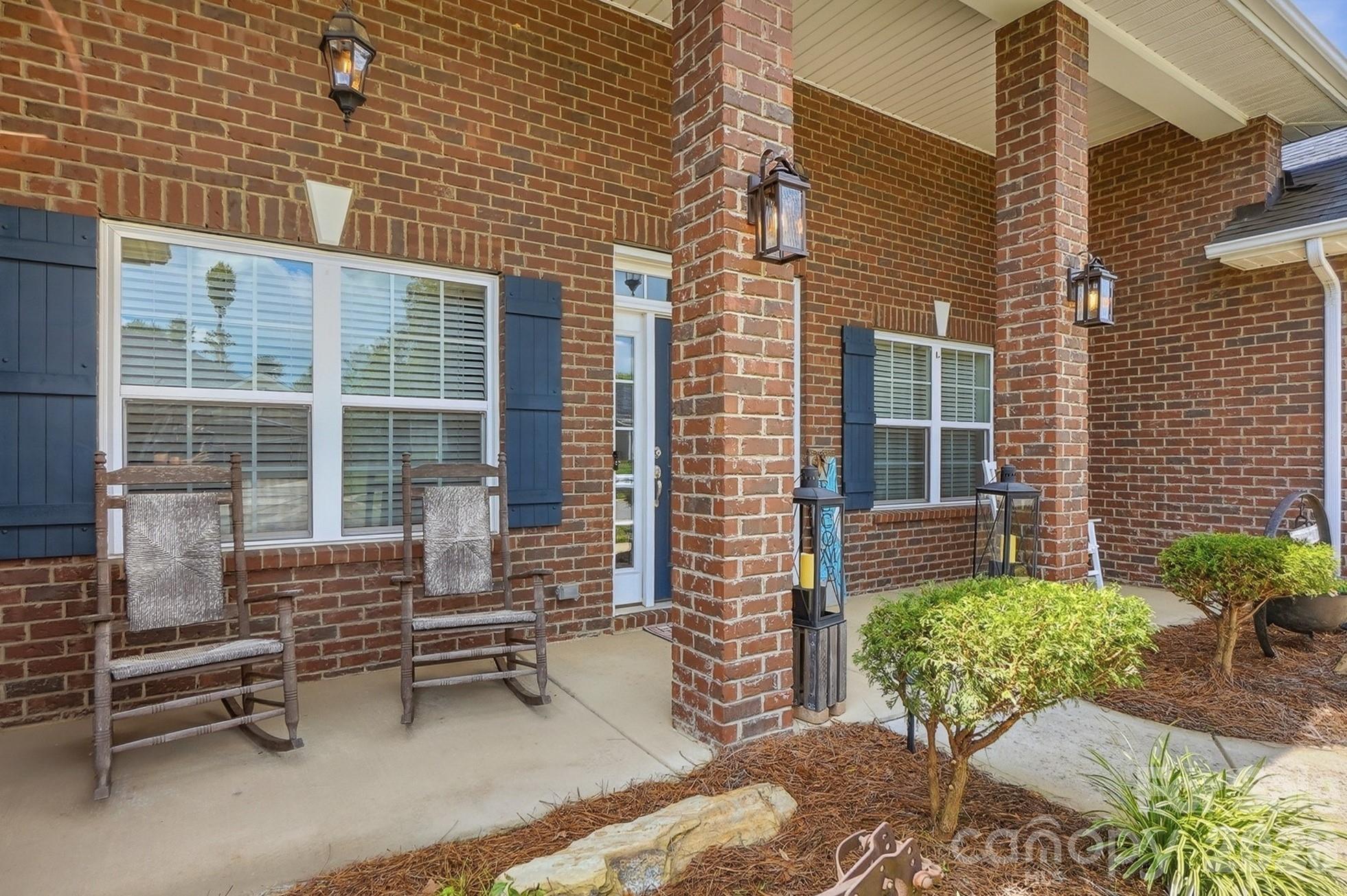 7162 Barleywood Drive — Locust