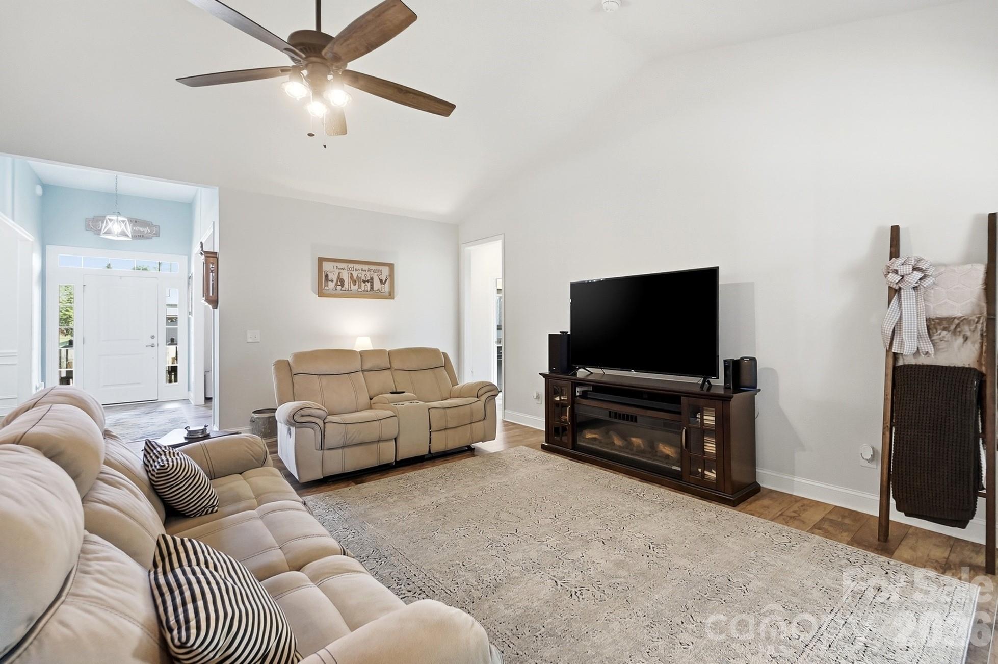7162 Barleywood Drive — Locust