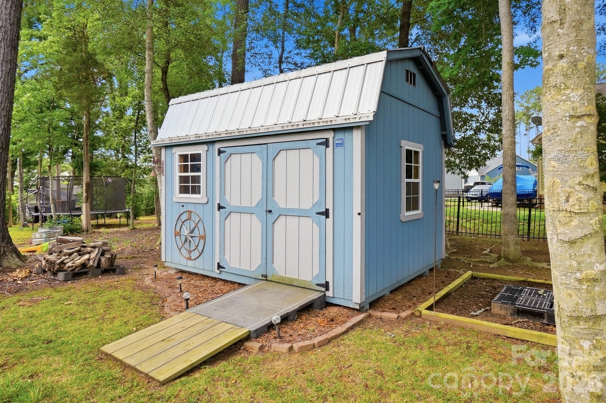 7162 Barleywood Drive — Locust