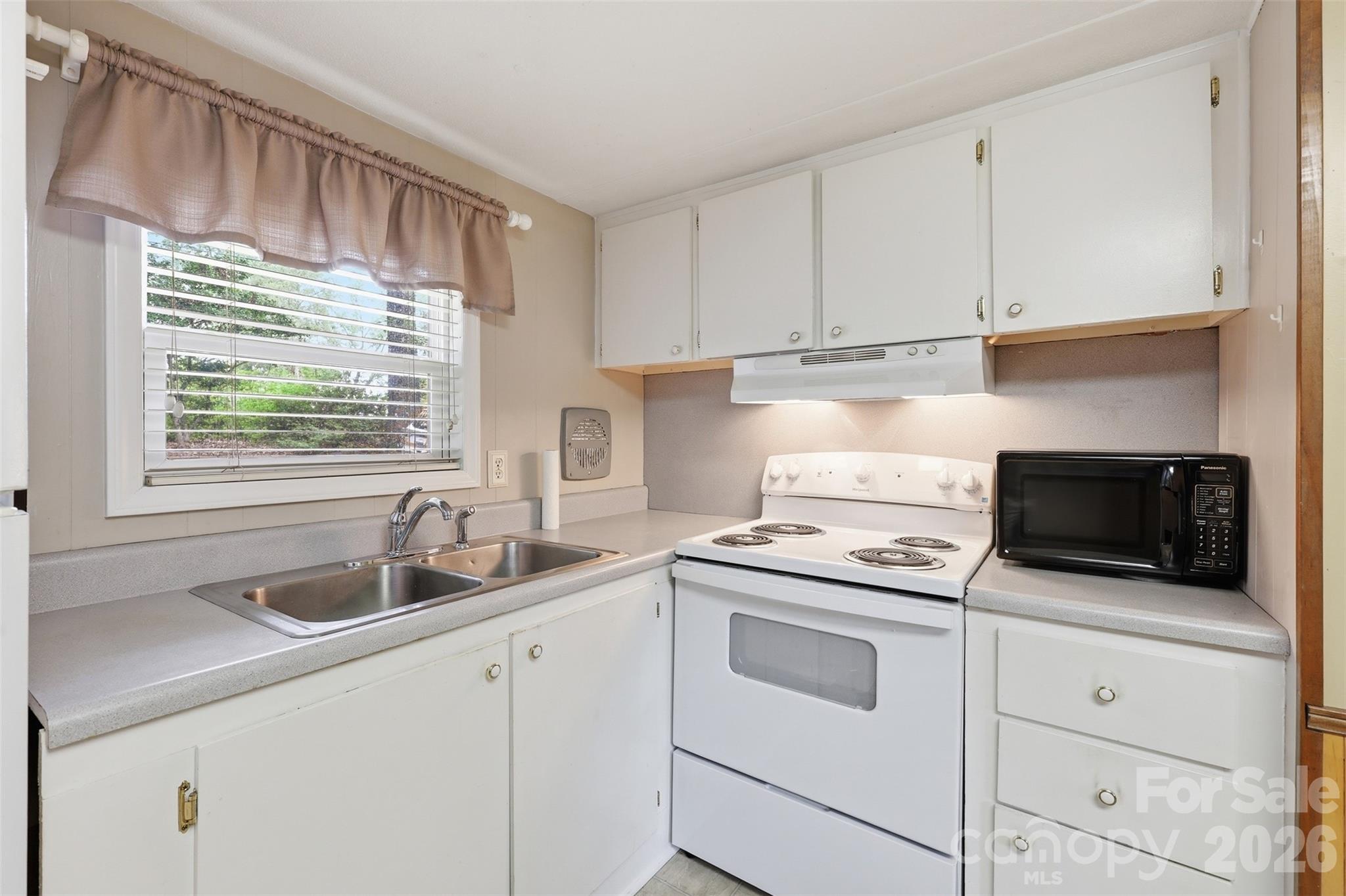 2220 Gordon Road — Rock Hill
