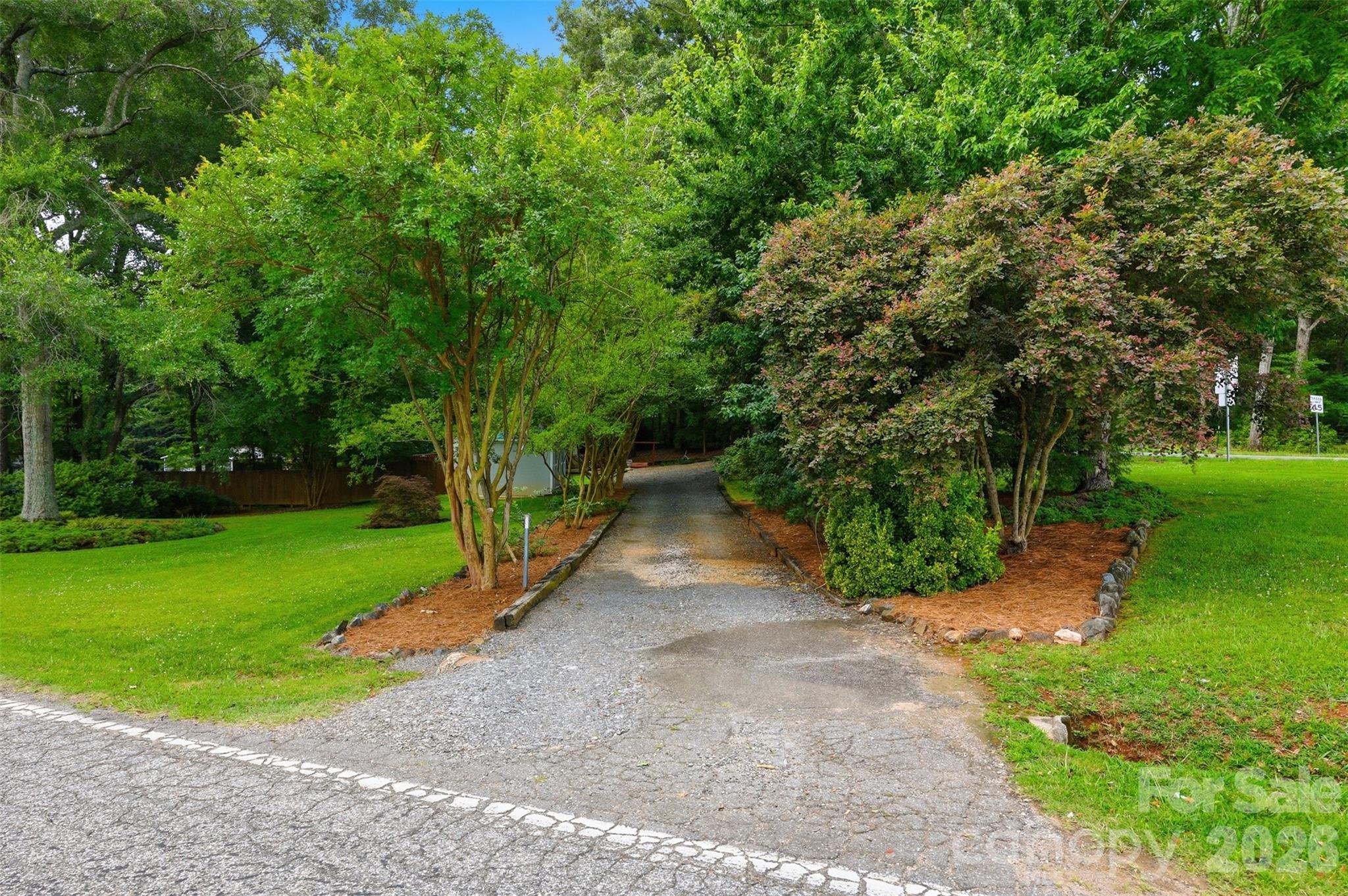 2220 Gordon Road — Rock Hill