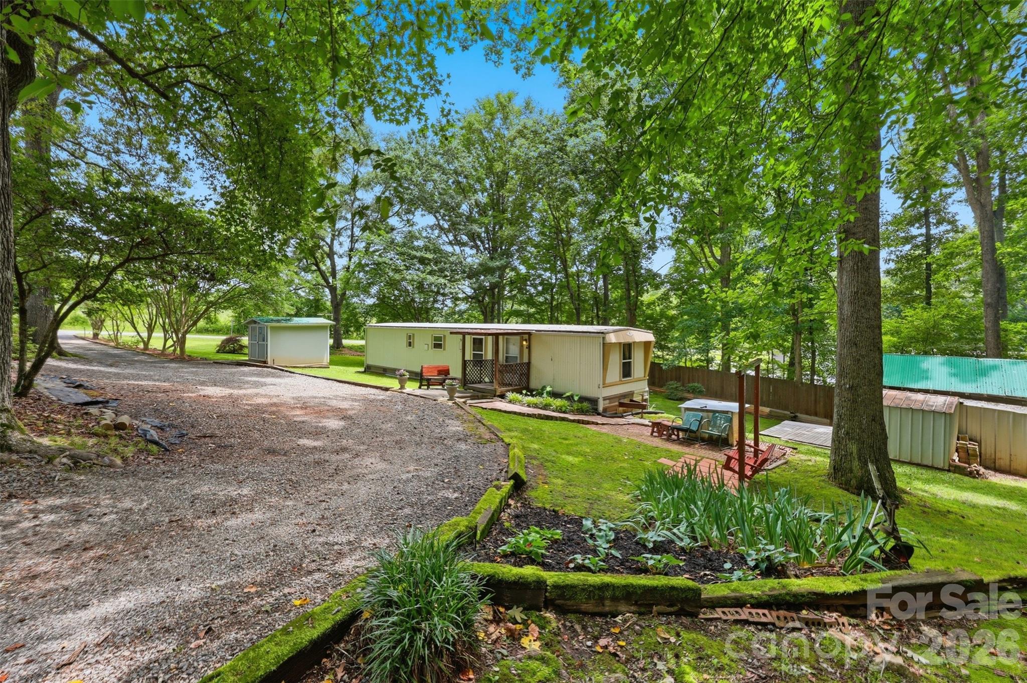 2220 Gordon Road — Rock Hill