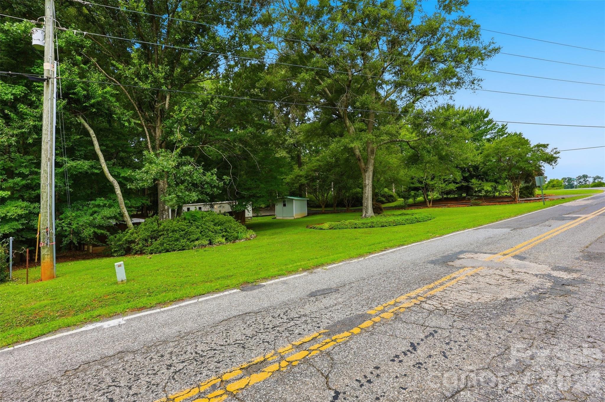 2220 Gordon Road — Rock Hill
