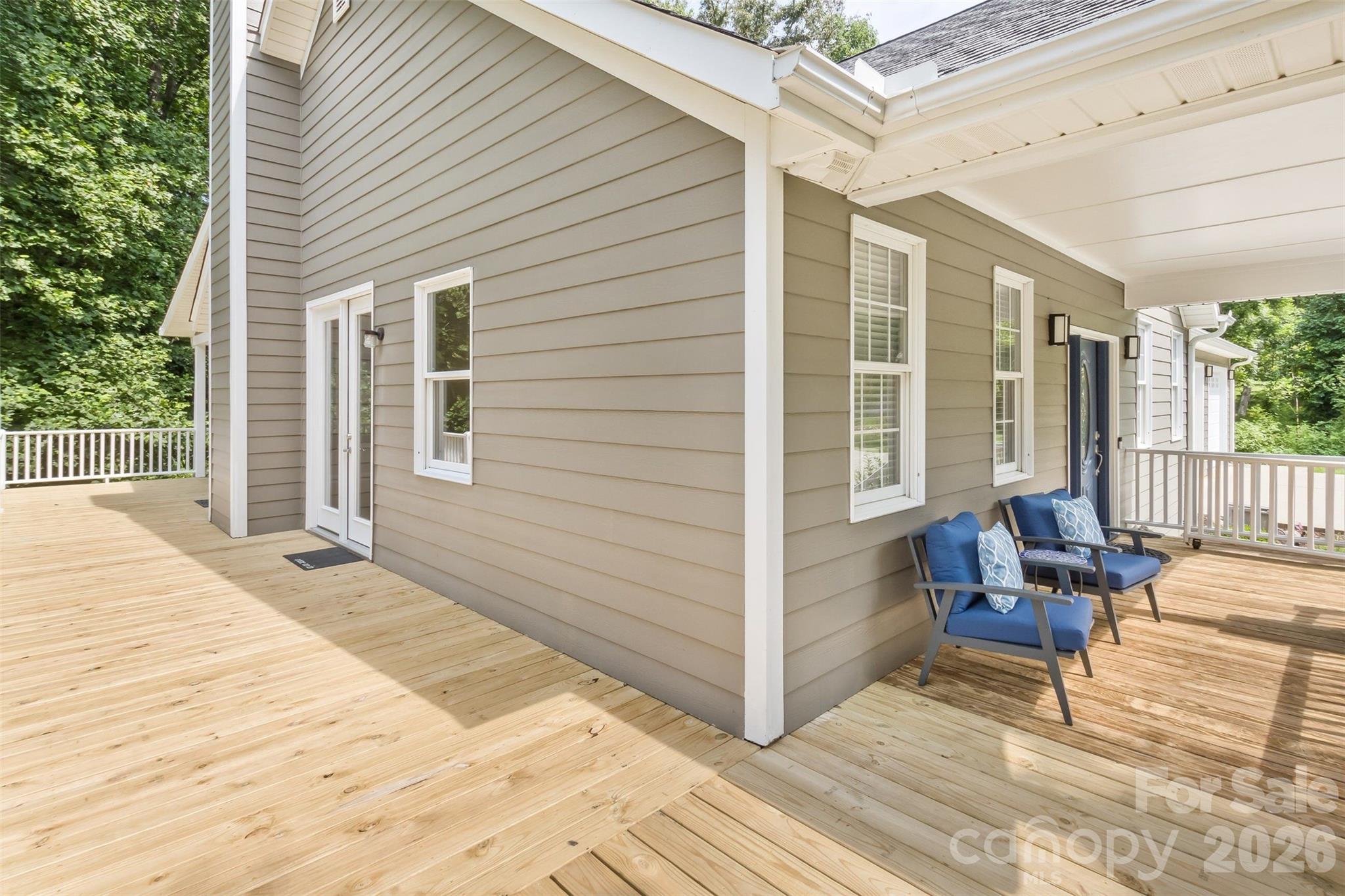 2 Birkdale Drive — Weaverville
