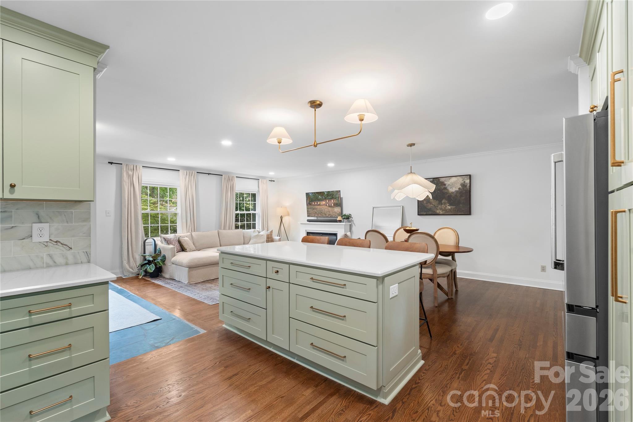 1800 Lumarka Drive — Charlotte