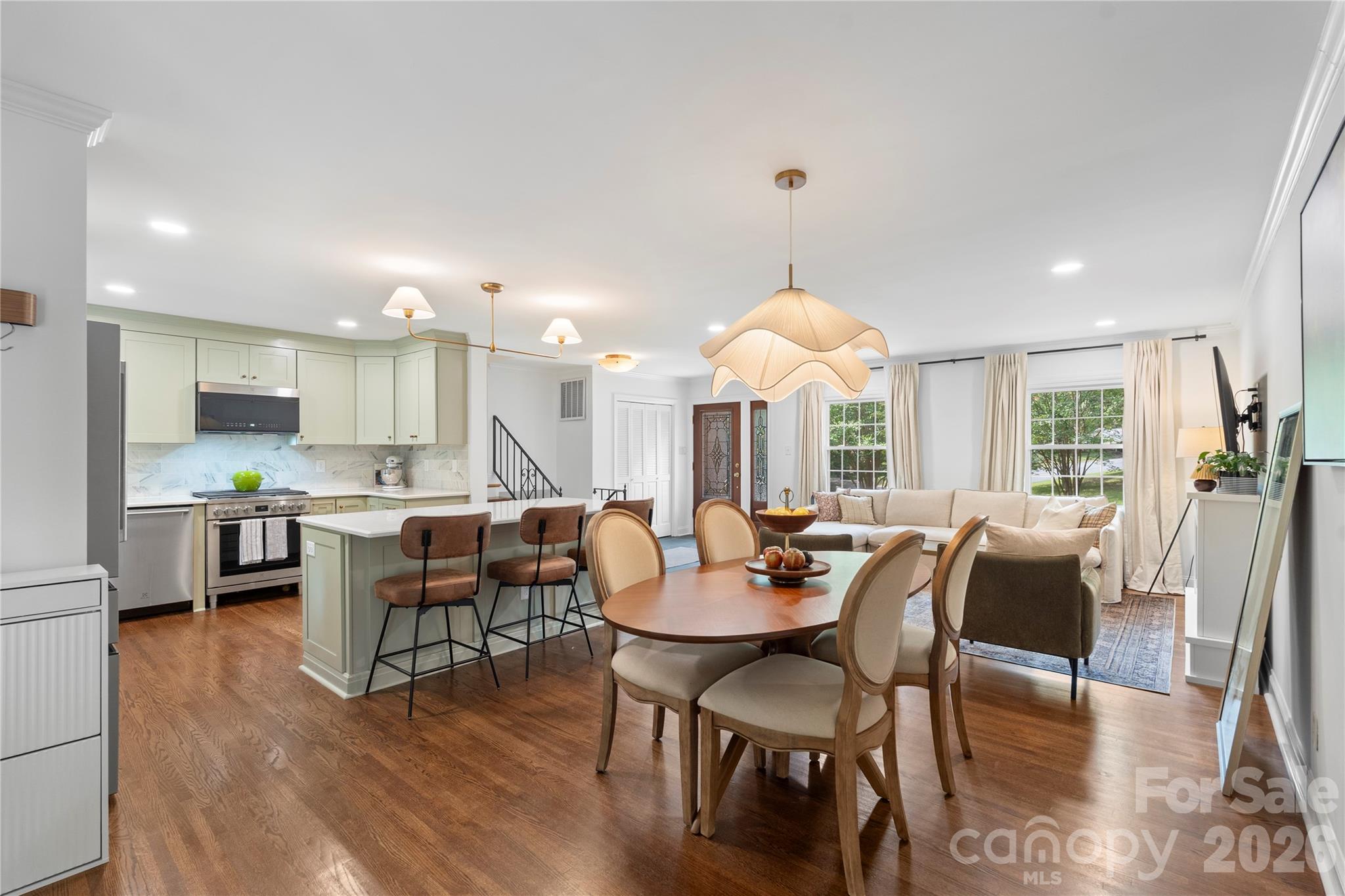 1800 Lumarka Drive — Charlotte