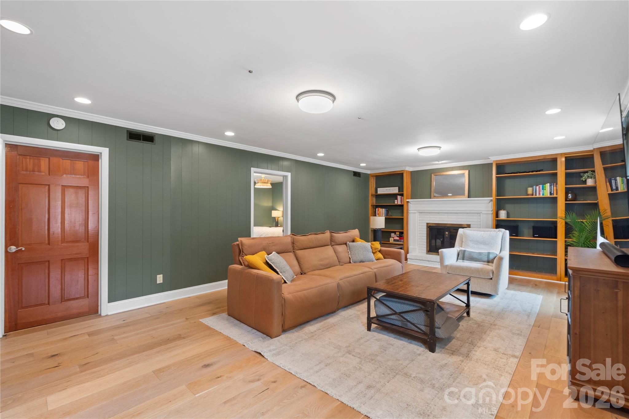 1800 Lumarka Drive — Charlotte