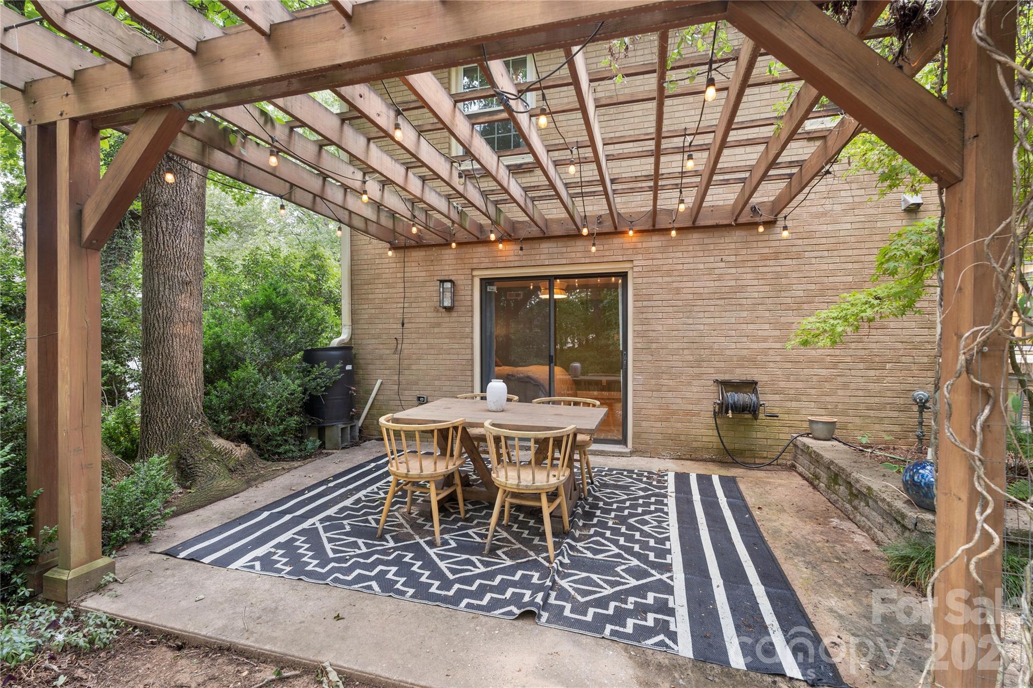 1800 Lumarka Drive — Charlotte