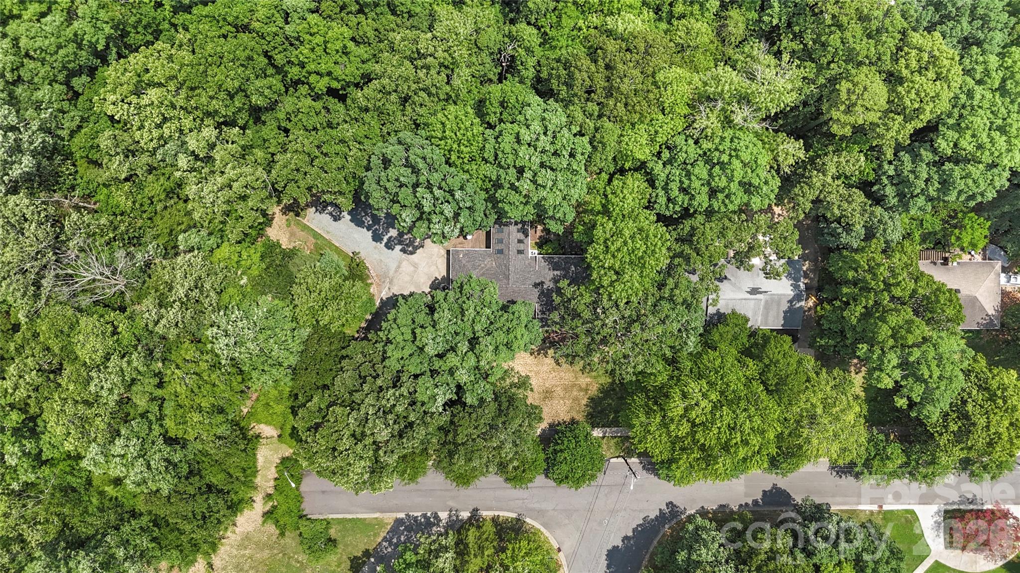 1800 Lumarka Drive — Charlotte
