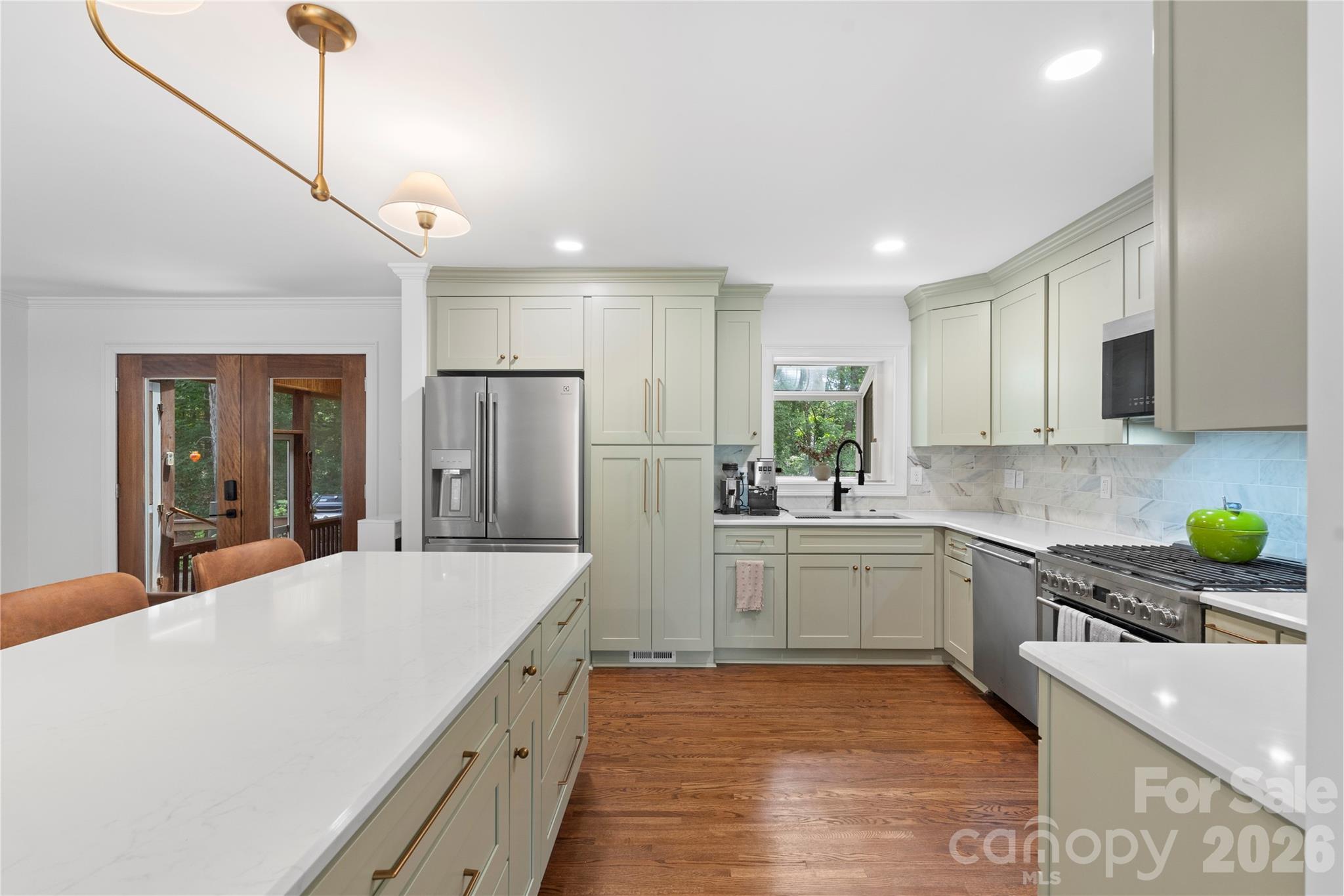 1800 Lumarka Drive — Charlotte