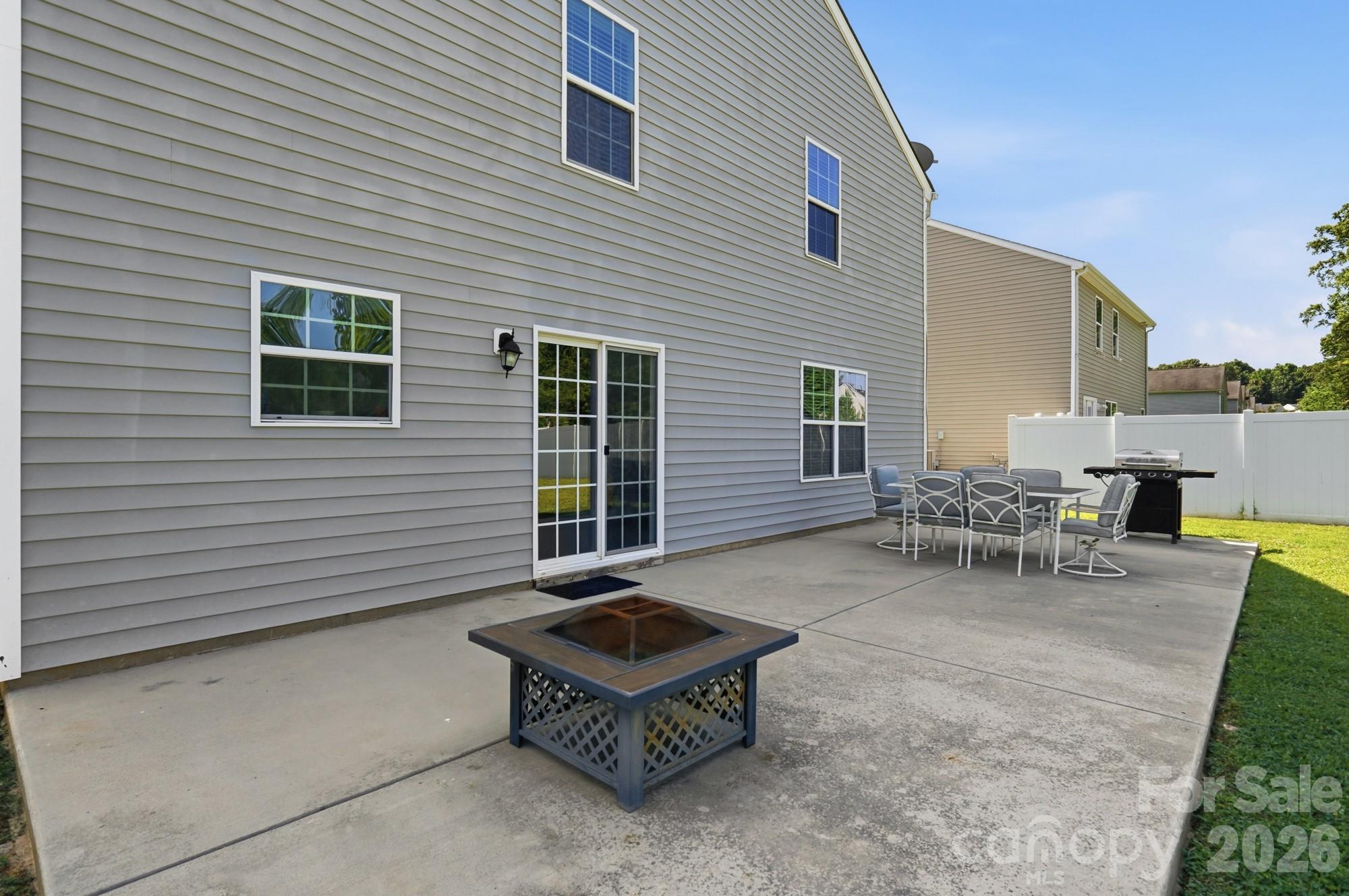 4734 Manchineel Lane — Monroe