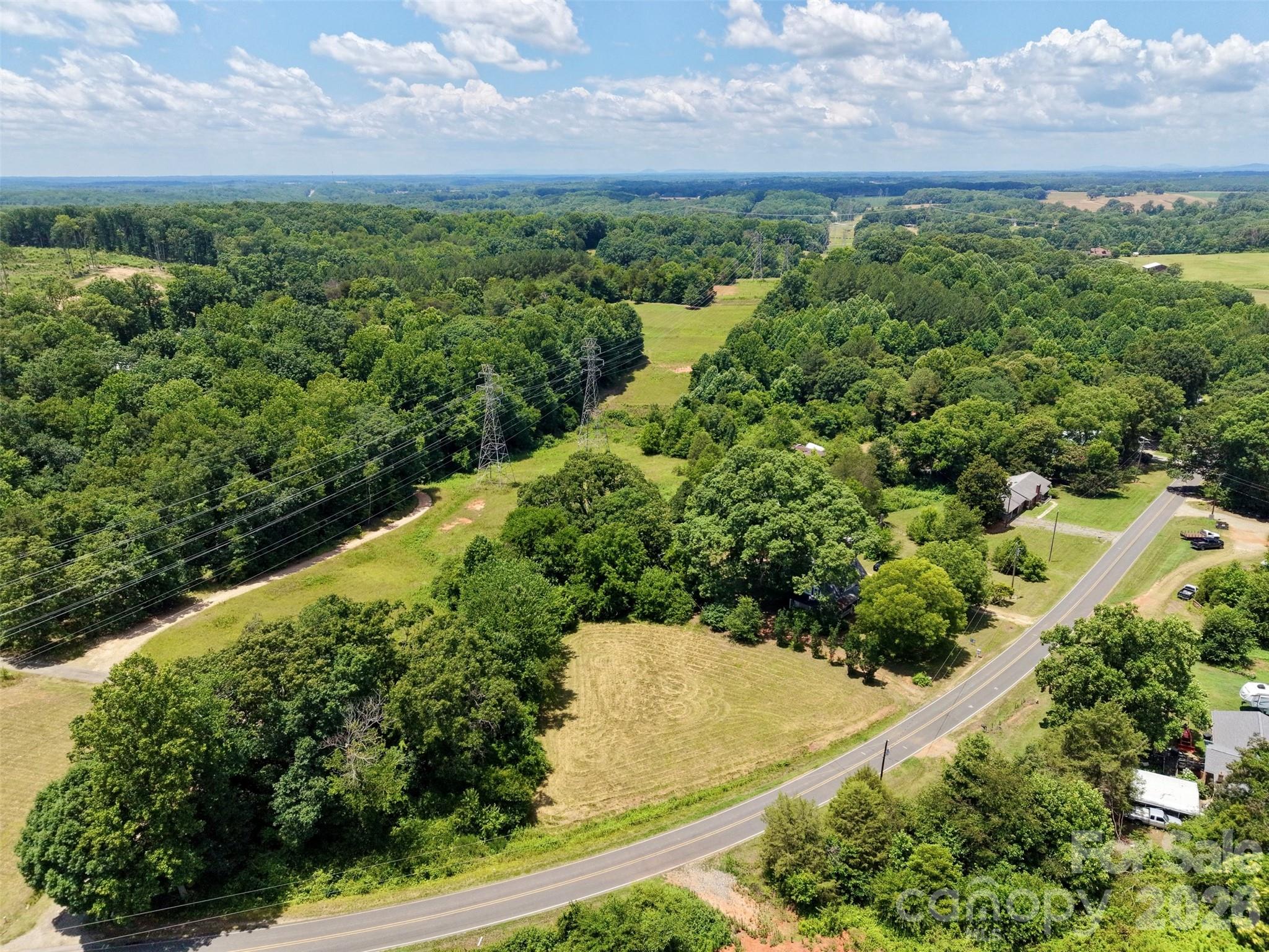 387 Beulah Road — Statesville
