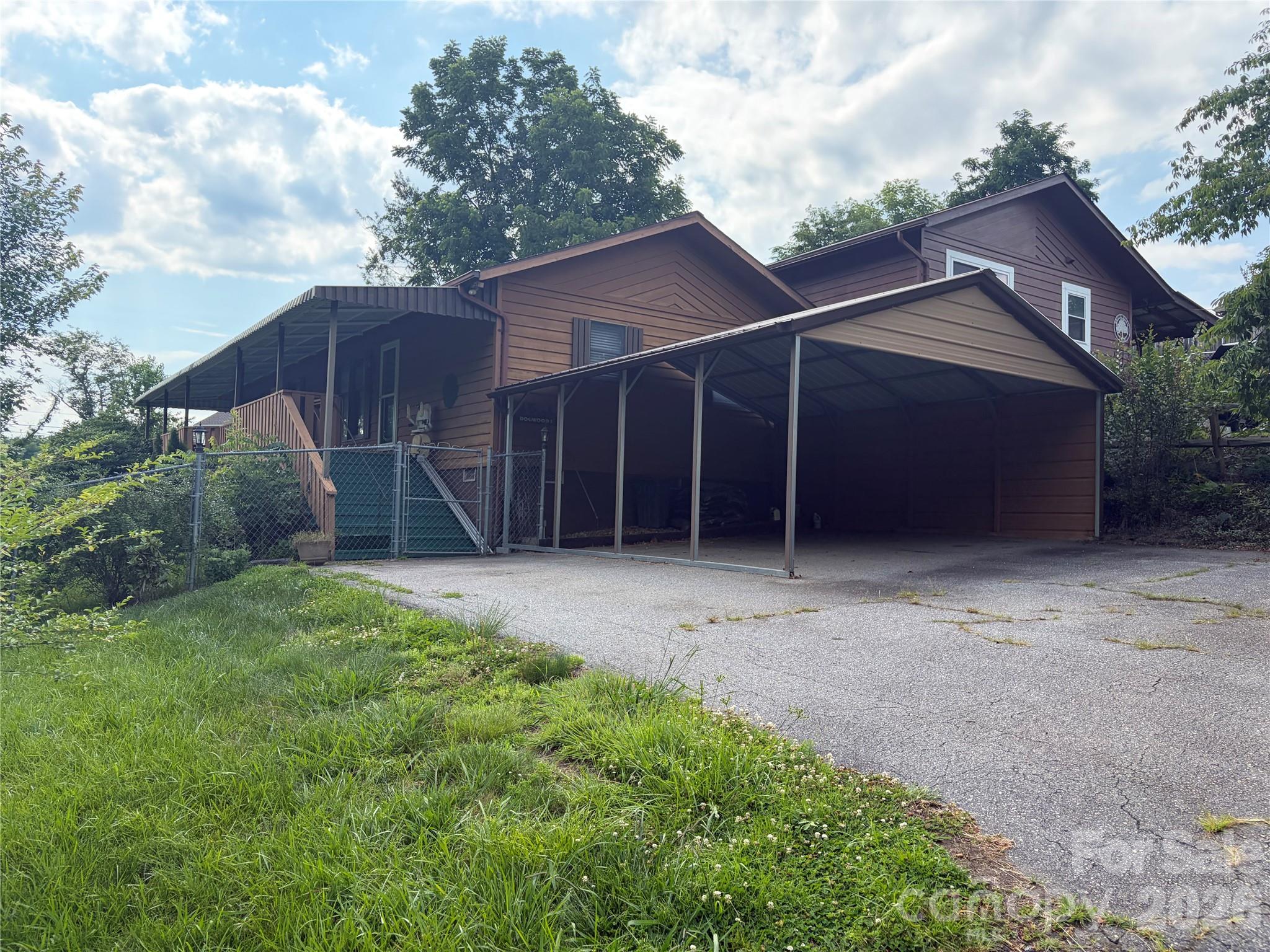 256A Bruce Road — Mars Hill