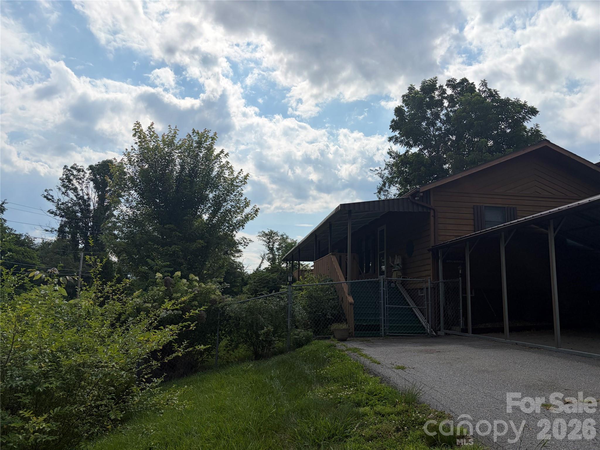 256A Bruce Road — Mars Hill