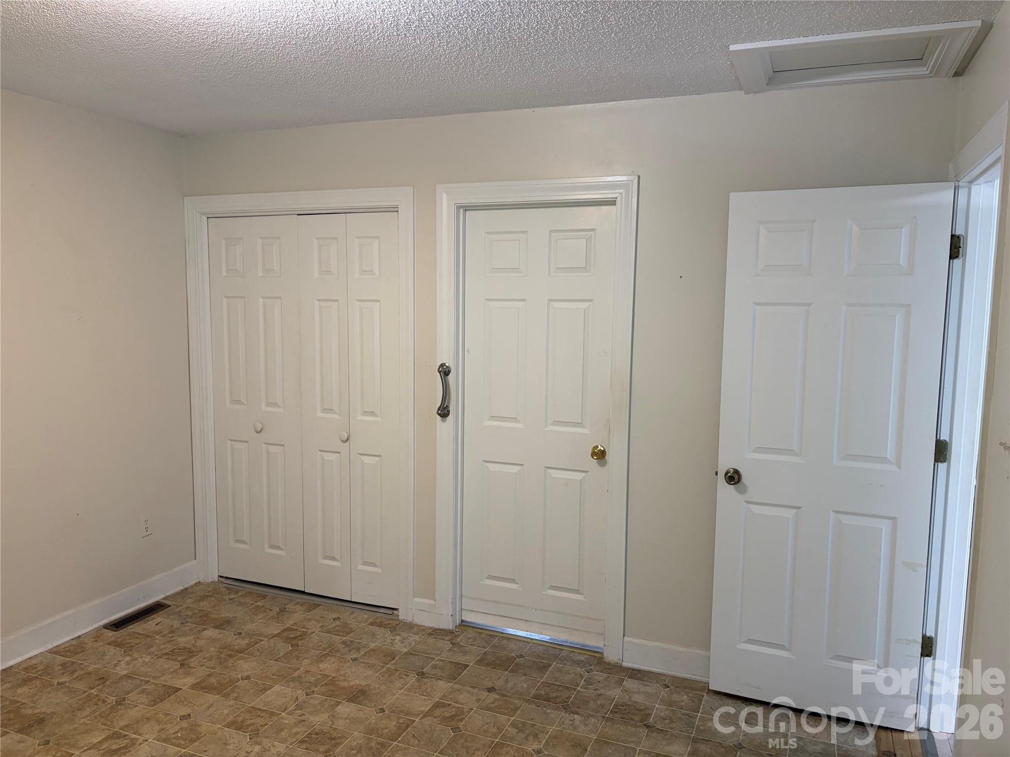 256A Bruce Road — Mars Hill