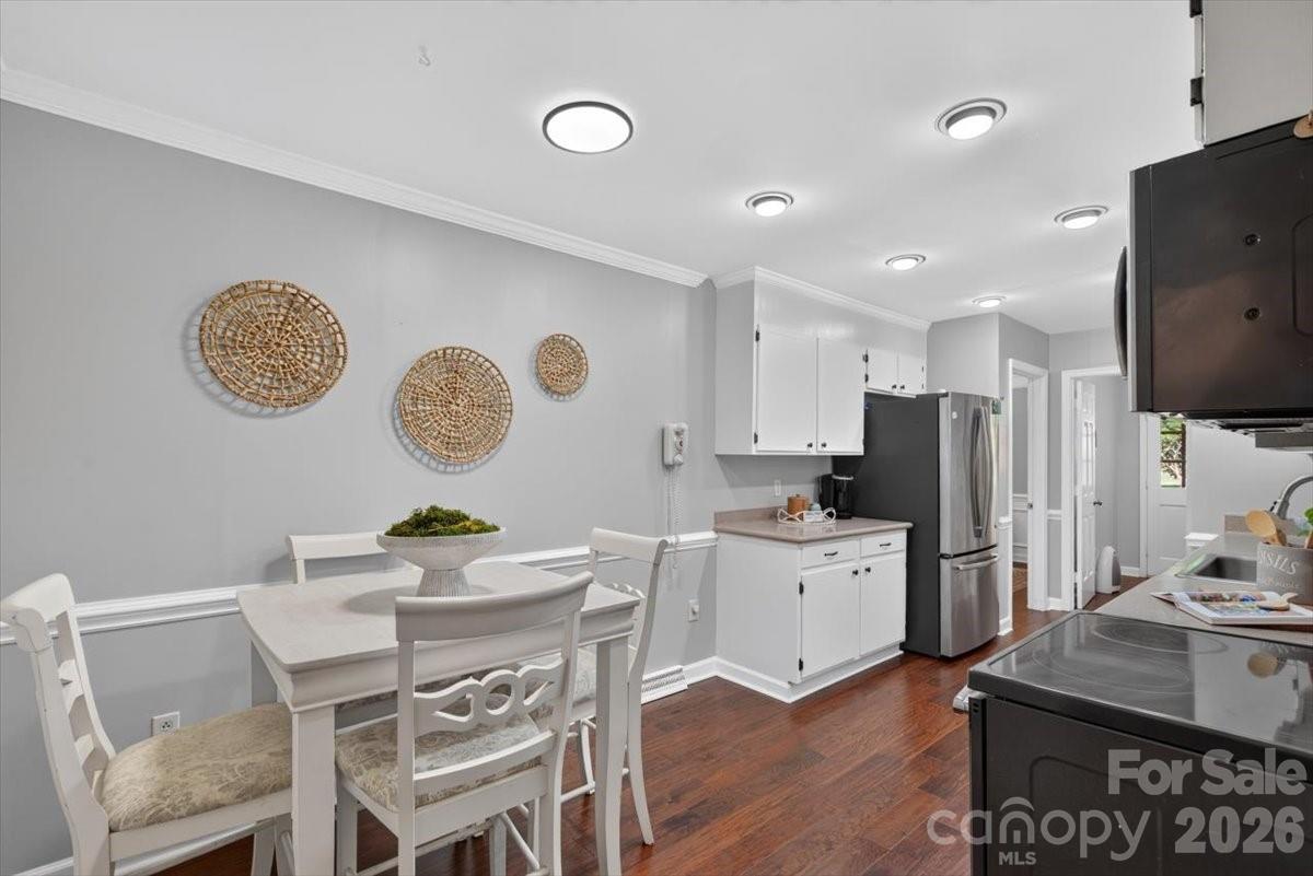 4124 Bridgewood Lane — Charlotte