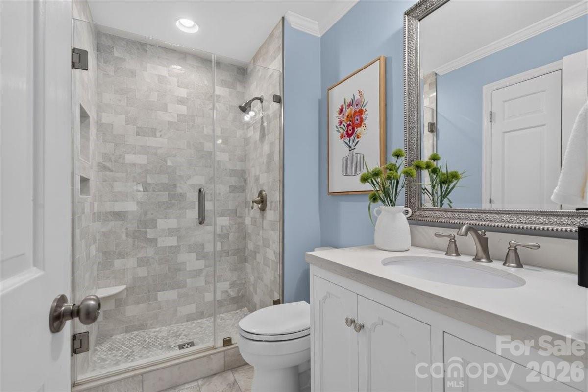 4124 Bridgewood Lane — Charlotte