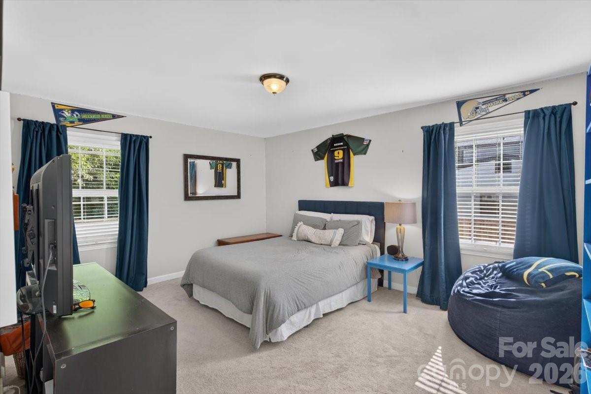 4124 Bridgewood Lane — Charlotte
