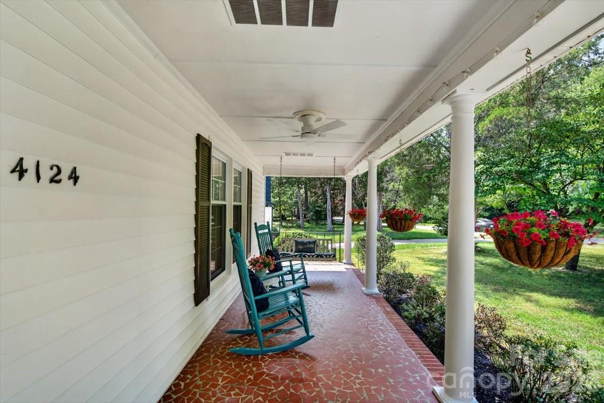 4124 Bridgewood Lane — Charlotte
